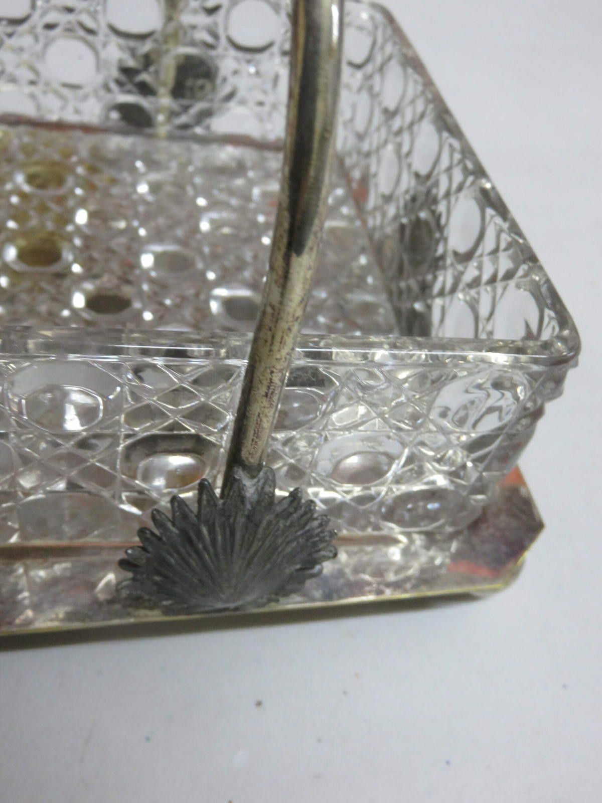 The Unbranded Brand Antique Cut Crystal Trinket Dish With Silver Plated Stand Size ONE SIZE - 6 Thumbnail