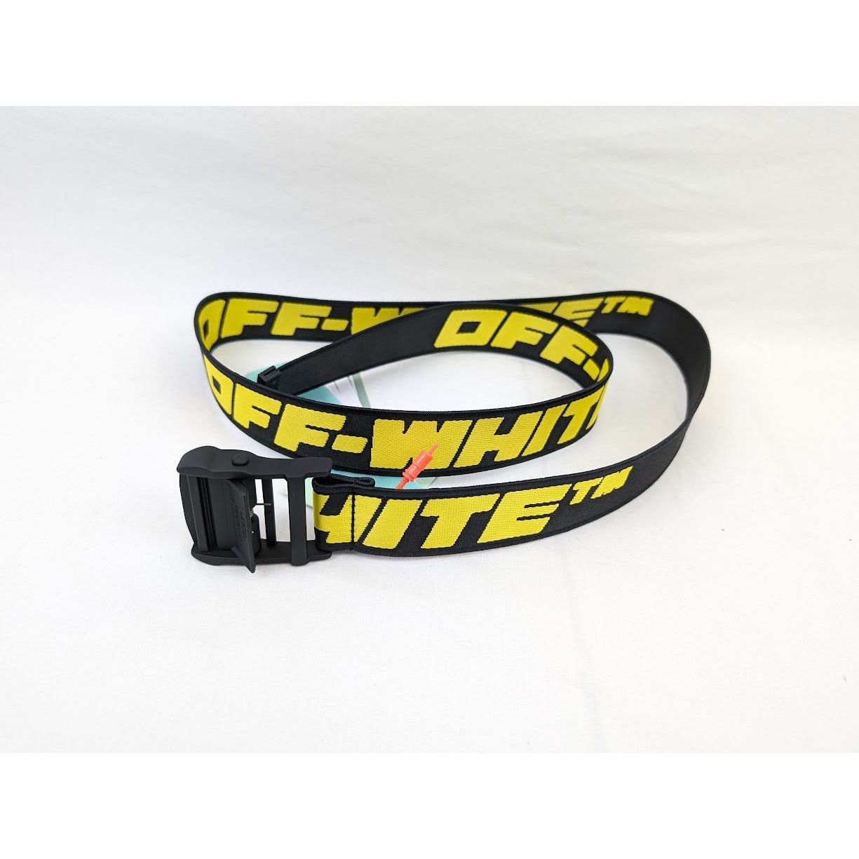 Off-White o1rshd1 Q:3 / Size:OS / Tape Industrial Belt in Black Yellow Size ONE SIZE - 10 Thumbnail