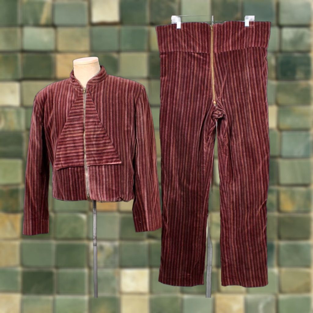Vintage VINTAGE Mens VTG 60s 2 PC Psychedelic Rock Band Velvet Suit Sz L 1960s Outfit Set Purple Velvet Psychedelic 60s Suit Mens L Size 42R - 1 Thumbnail