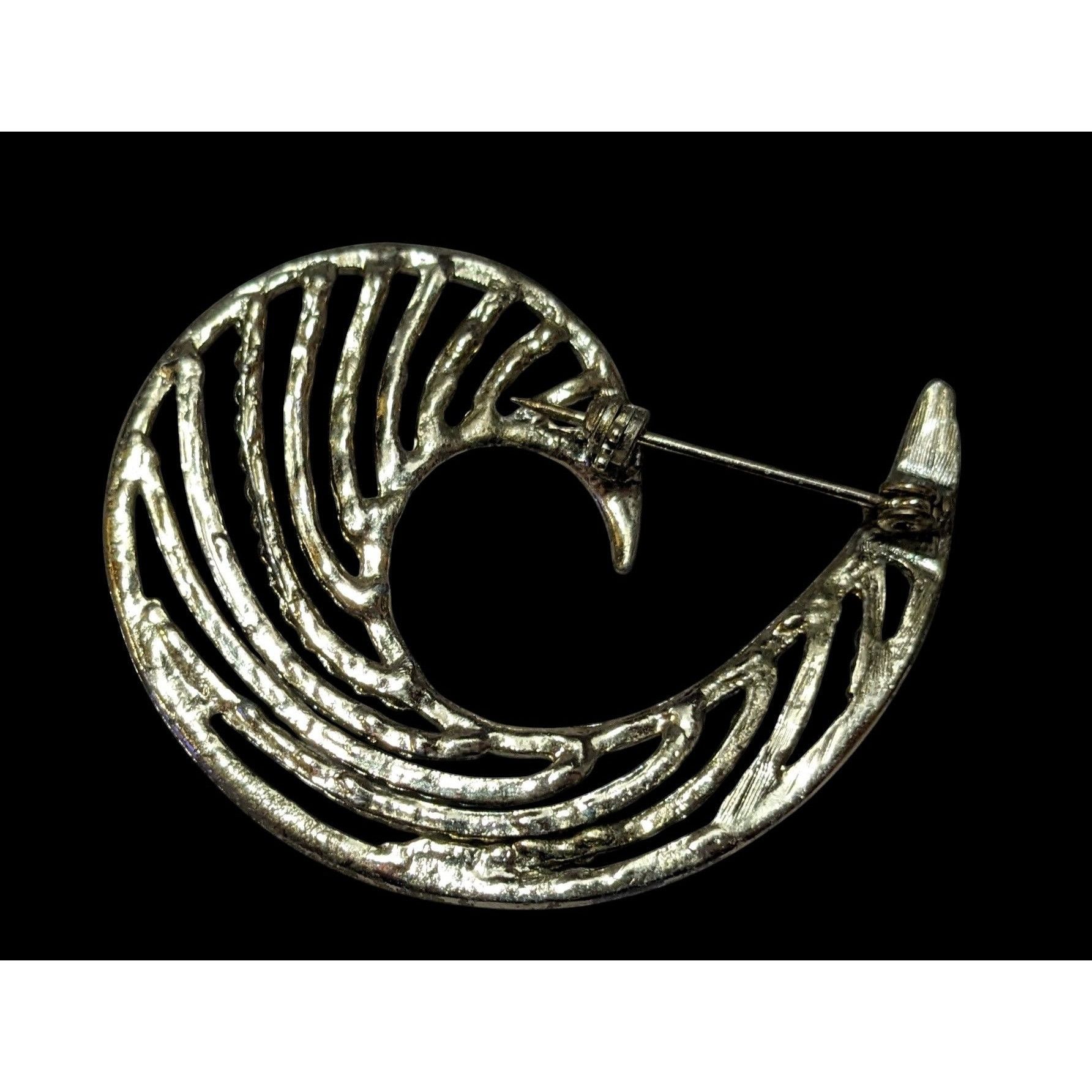 Other Vintage Gold Tone Textured Ocean Wave Brooch Size ONE SIZE - 2 Thumbnail