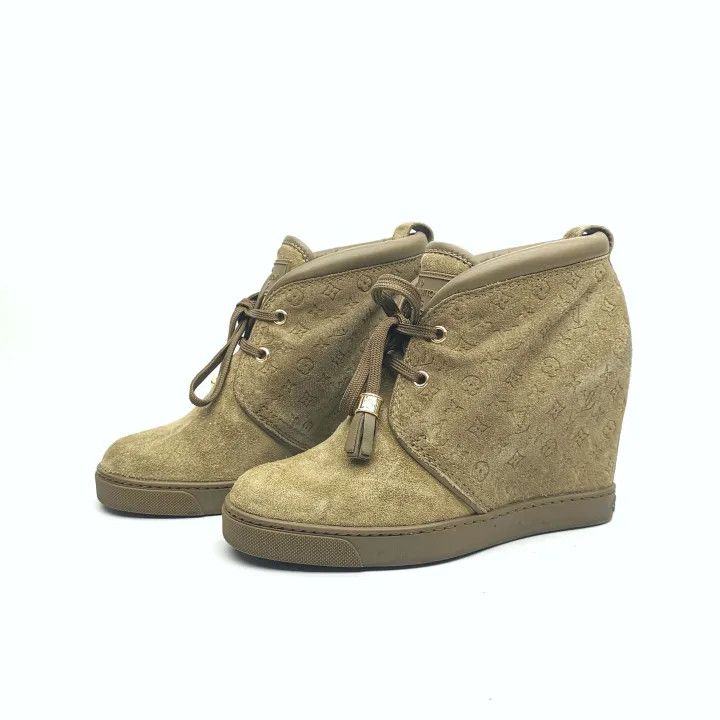 Louis Vuitton Louis Vuitton Suede Wedge Sneakers in Earth Yellow 0079 Size US 5 / IT 35 - 1 Thumbnail