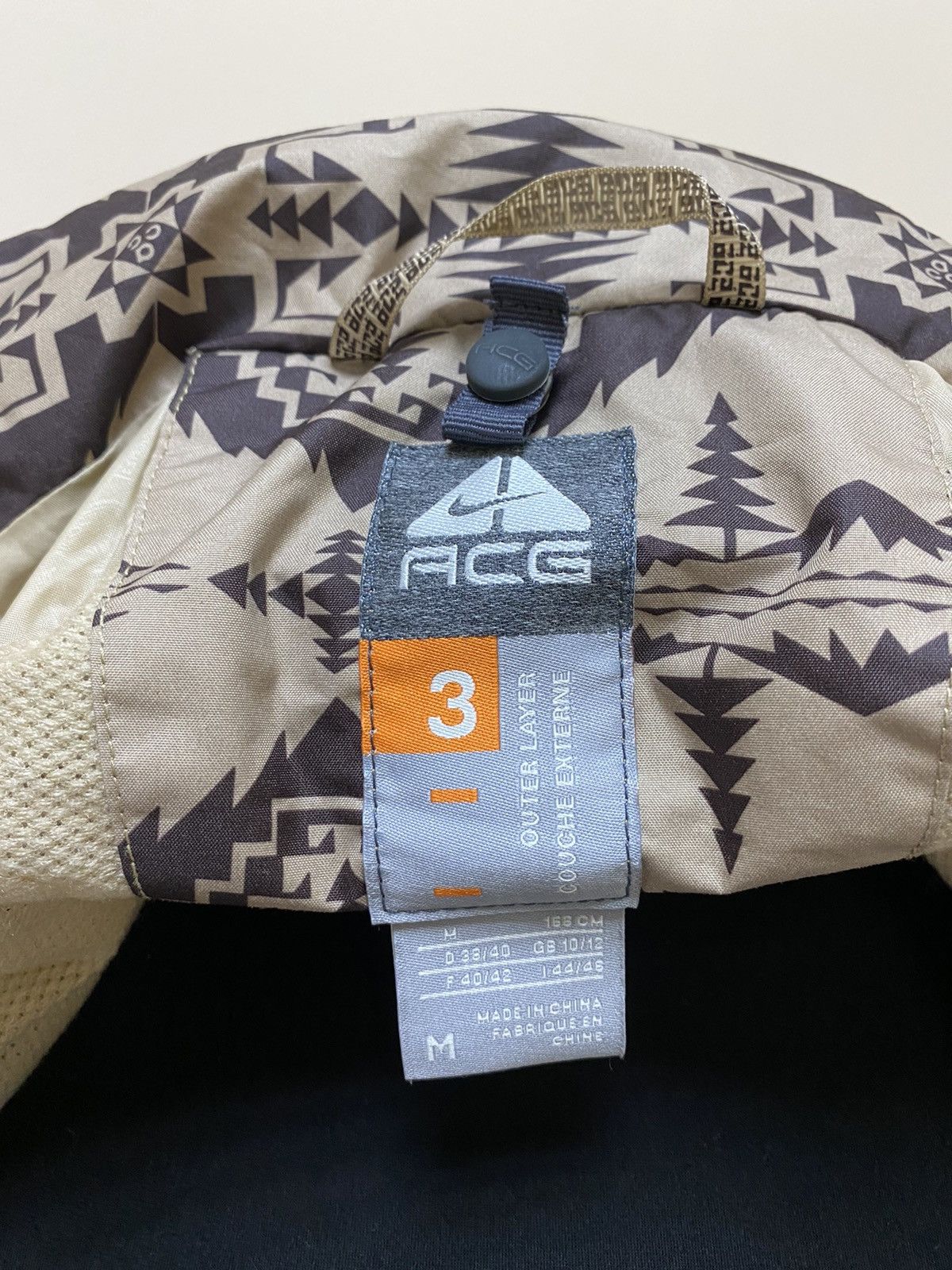 Nike Nike ACG Hooded Full Zip Ski Jacket Women's Aztec Print Size M / US 6-8 / IT 42-44 - 14 Thumbnail