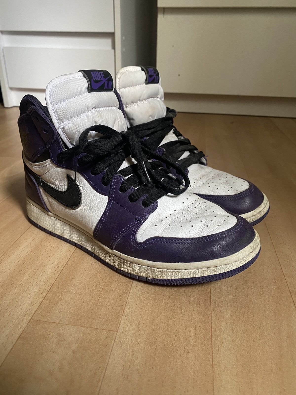 1s purple