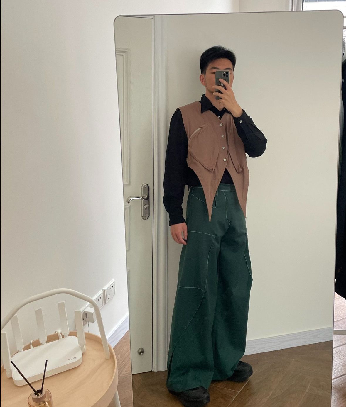 Kiko Kostadinov SS23 show green bright line geometric wide-leg pants Size US 30 / EU 46 - 7 Thumbnail