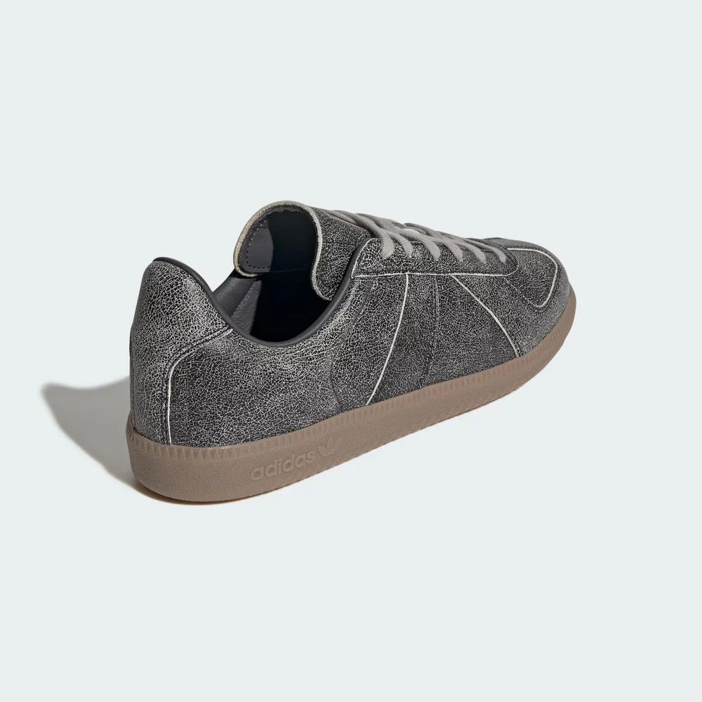 Adidas o1mle0426 Unisex BW Army Cracked Leather Sneakers in Black Size US 6 / EU 39 - 5 Thumbnail