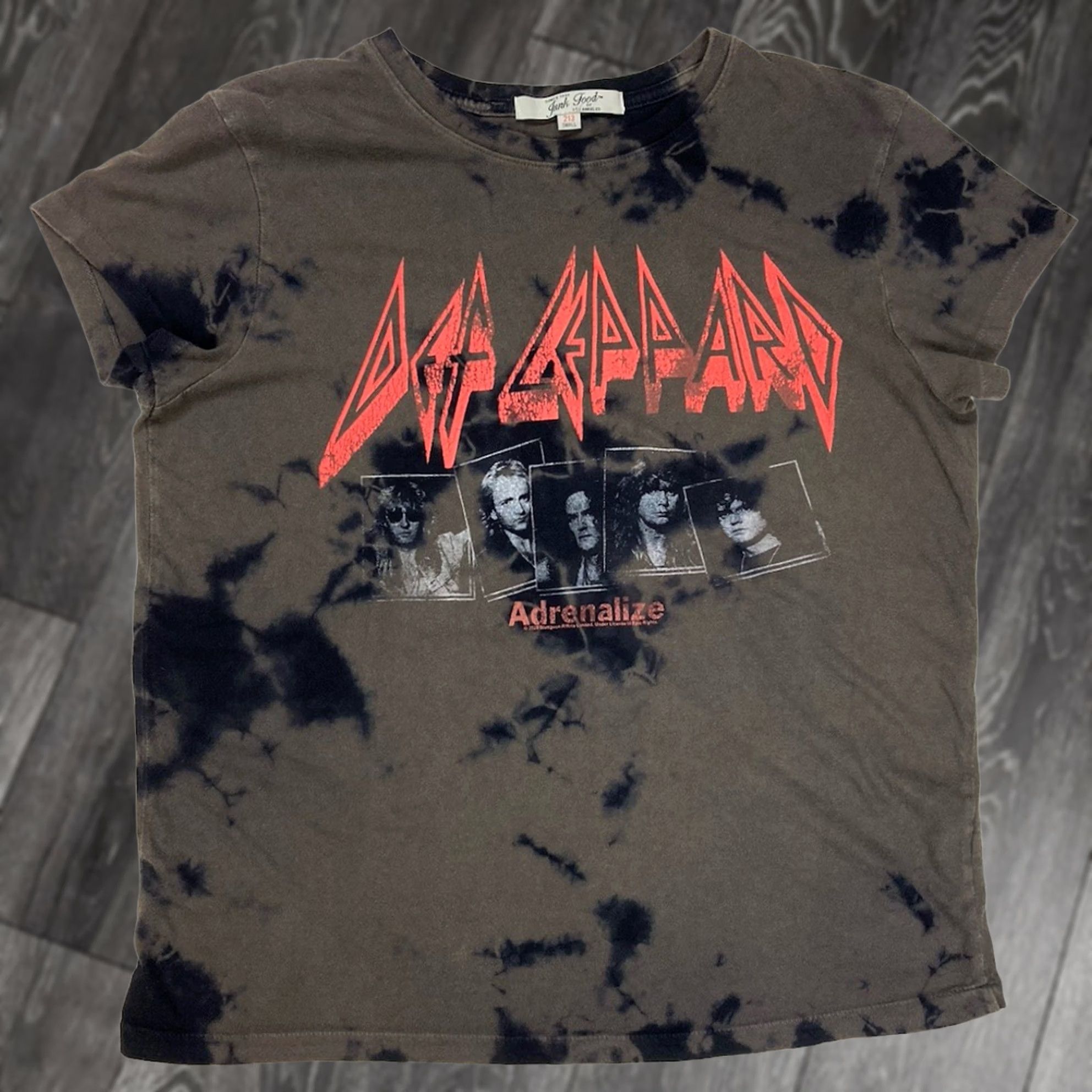 Junk Food VINTAGE Def Leppard Adrenalize Tour Live 1992 Graphic T-shirt Women Small Tie Dye Music Shirt Size S / US 4 / IT 40 - 1 Thumbnail