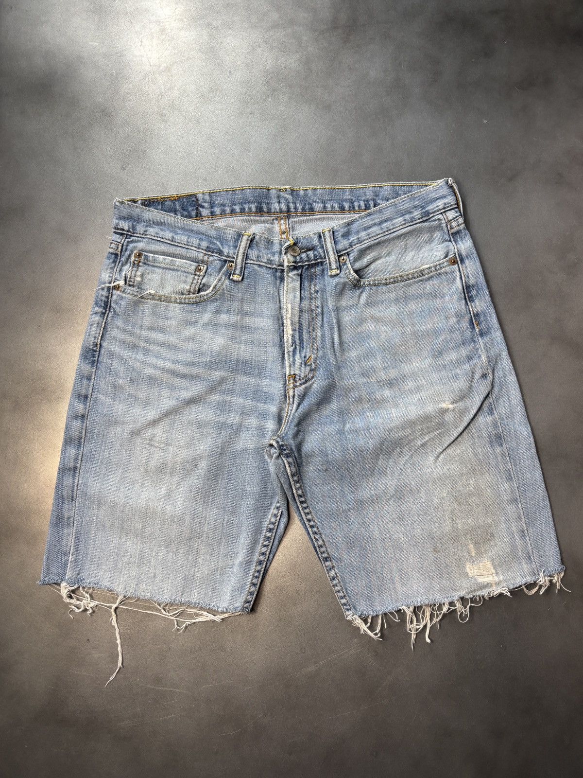 Levi's Levis Jean Shorts Cut Off Jorts Raw Hem Blue Denim Jeans 34 Size US 32 / EU 48 - 1 Thumbnail