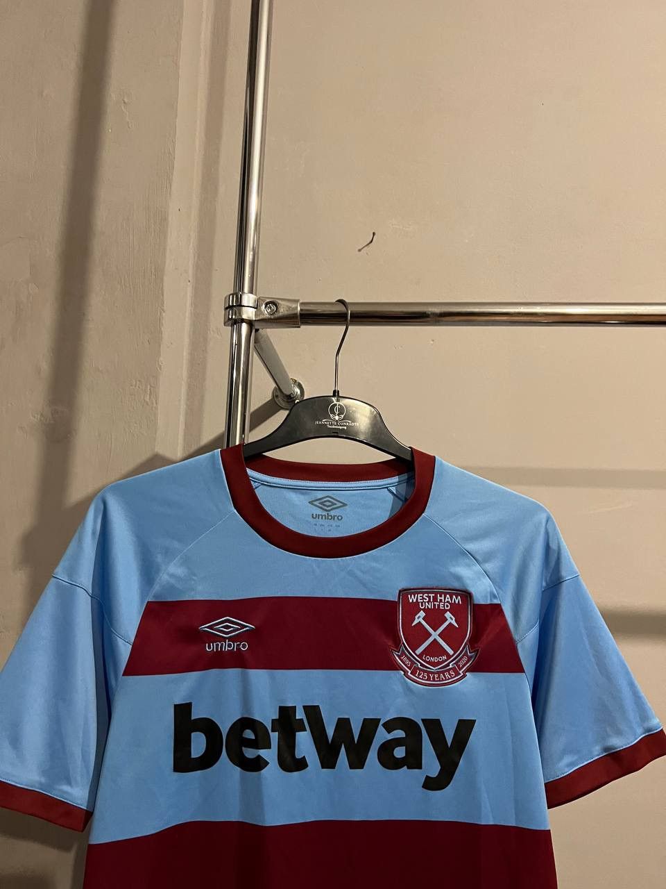Umbro 2020/21 WEST HAM UNITED AWAY SOCCER JERSEY FOOTBALL SHIRT L Size US L / EU 52-54 / 3 - 4 Thumbnail