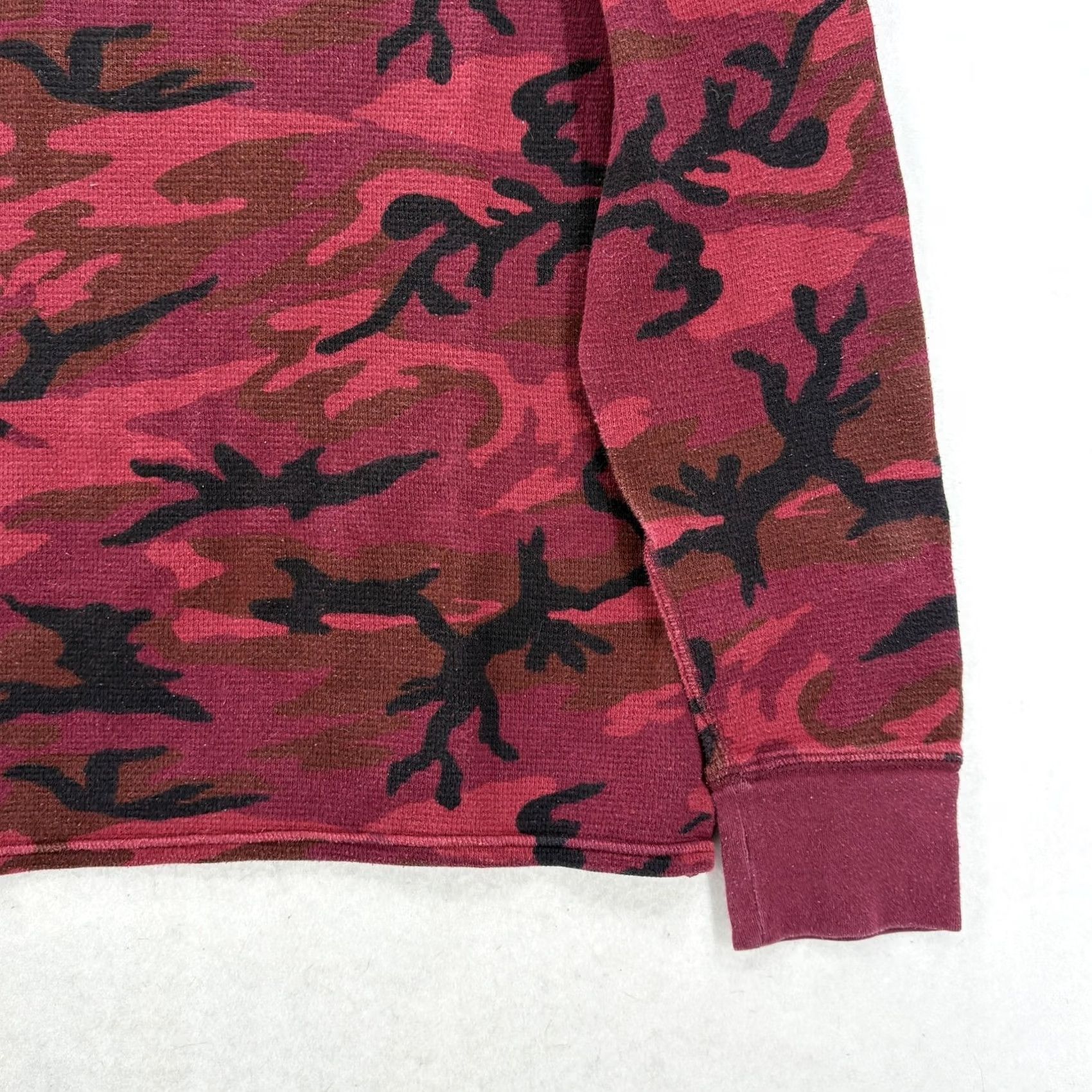 Polo Ralph Lauren Polo Ralph Lauren Shirt Mens Small Red Camo Thermal Waffle Knit Long Sleeve Size US S / EU 44-46 / 1 - 3 Thumbnail