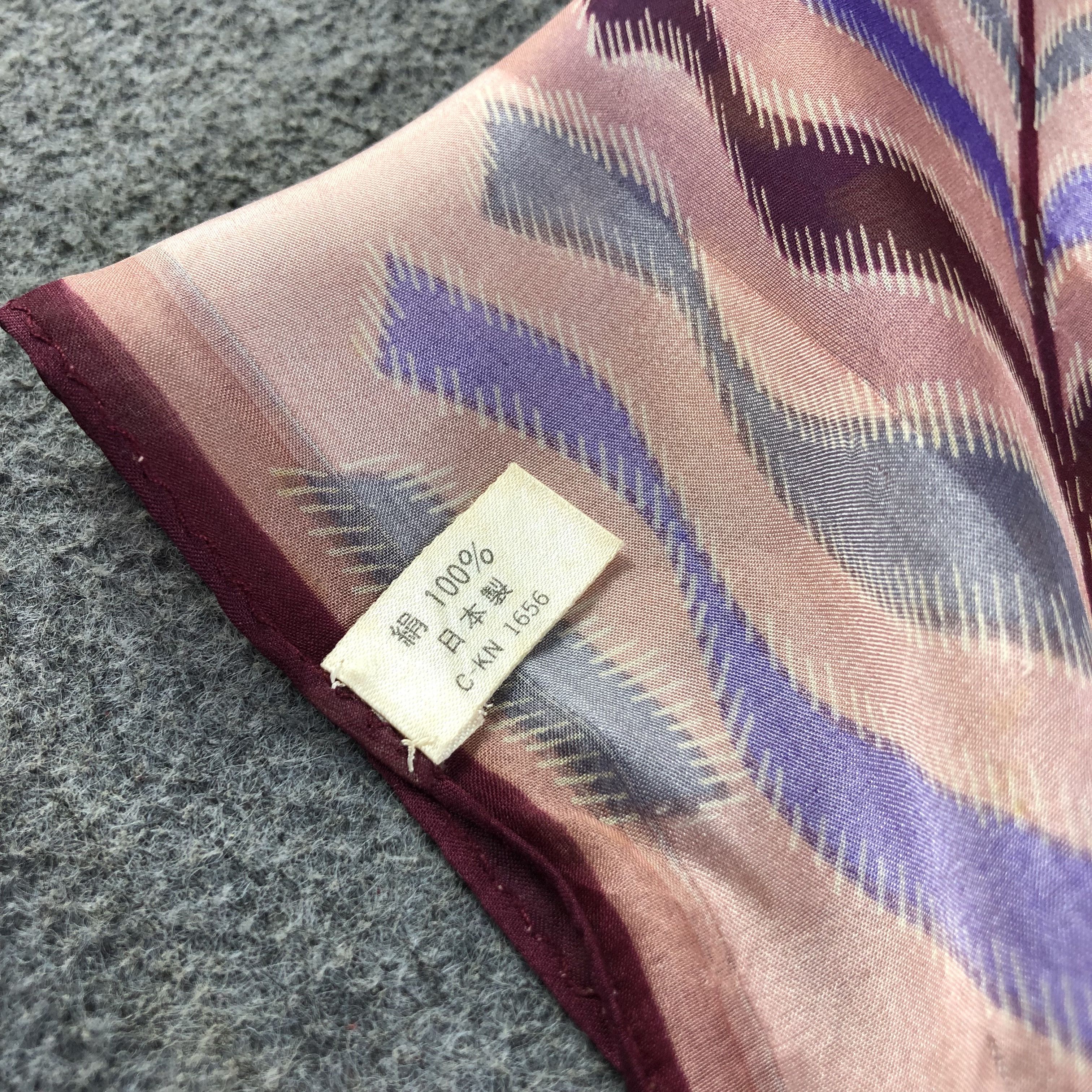 Japanese Brand Native Navajo Design Slit Thread Silk Scarf M832 Size ONE SIZE - 3 Thumbnail