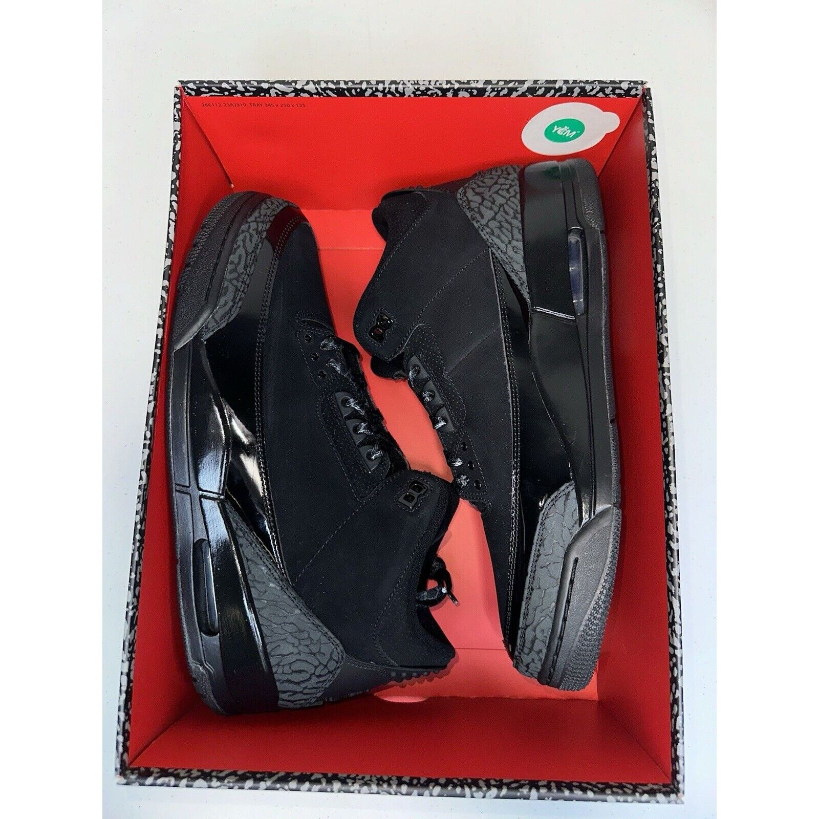 Nike Nike Air Jordan 3 Retro Black Cat DM0967-001 Size 5Y / W6.5 Size US 5 / EU 37 - 6 Thumbnail