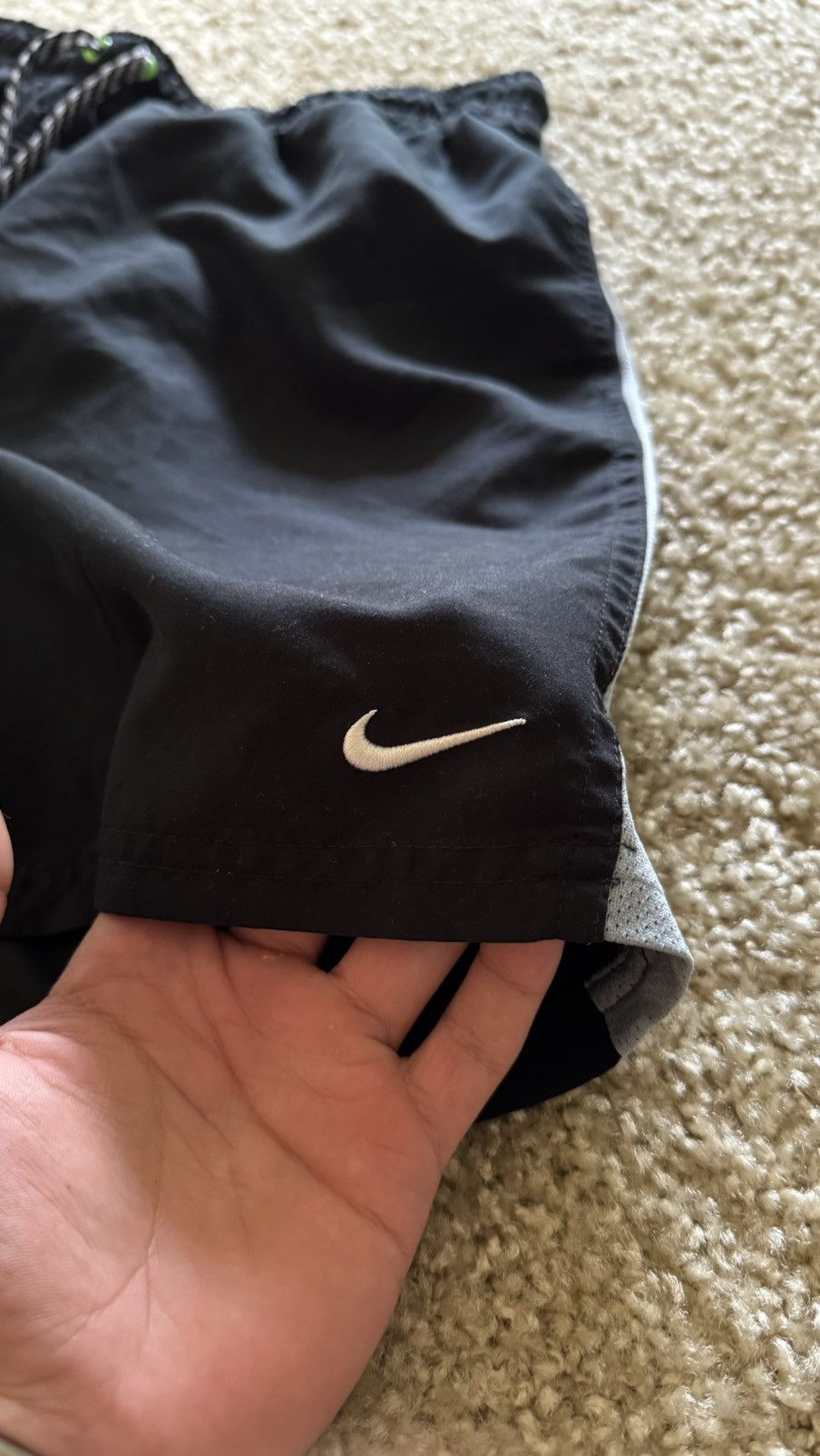 Nike × Vintage Nike Vintage shorts Size US 33 - 2 Thumbnail