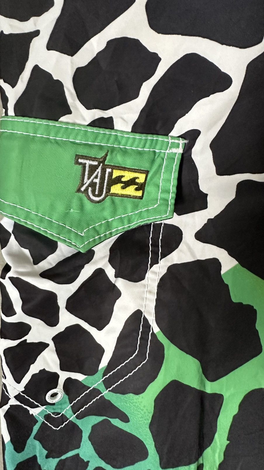 Billabong VINTAGE Y2K BILLABONG TAJ BURROW BOARDSHORT Size US 34 / EU 50 - 3 Thumbnail