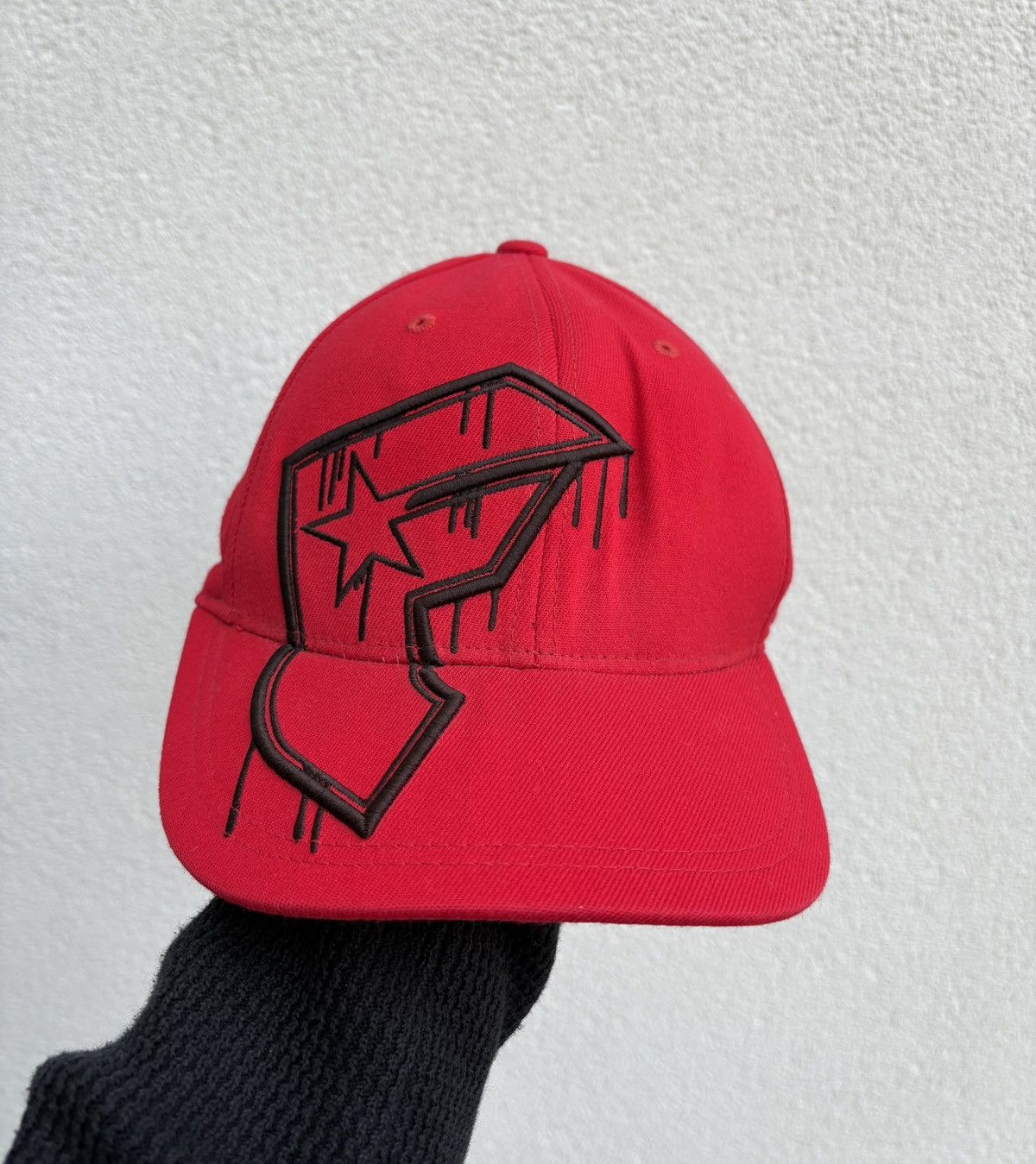 FAMOUS STARS & STRAPS Very rare FlexFit Hat S/M Vtg t-shirt