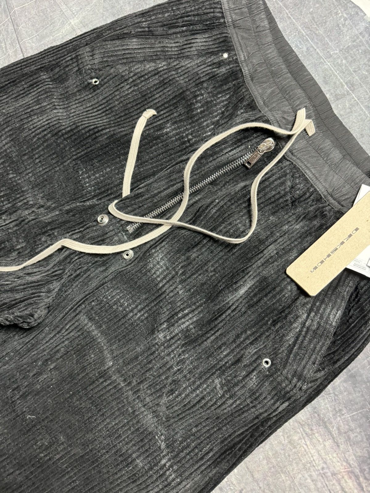 Rick Owens Rick Owens Drkshdw Geth Corduroy Cargo Bella Pants in Black Size US 34 / EU 50 - 6 Thumbnail