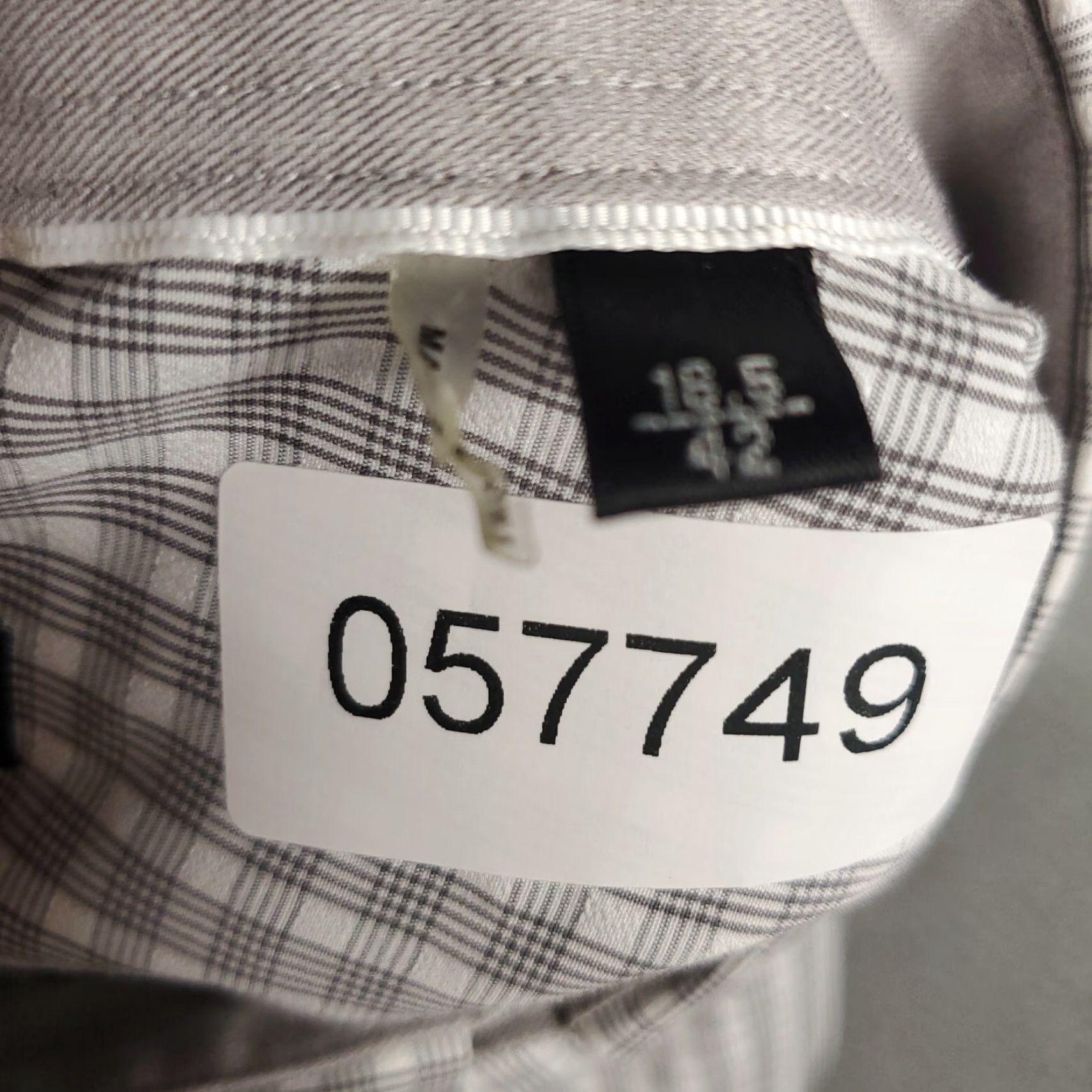 BUGATCHI VINTAGE Bugatchi Uomo Dress Shirt Men Size 16.5 Long Sleeve Plaid Gray Cotton Formal Size 42R - 8 Thumbnail