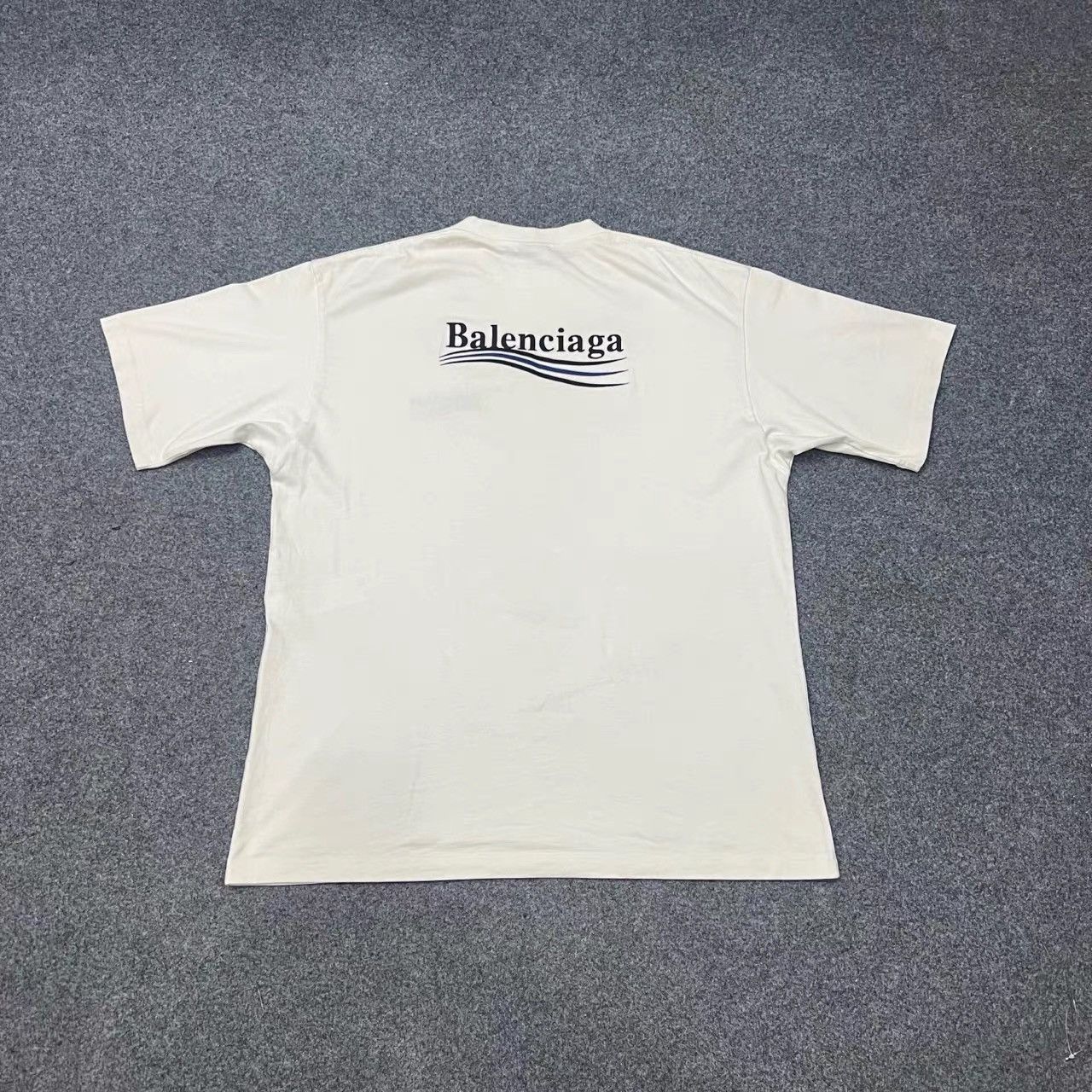 Balenciaga Balenciaga Wave Embroidered Short-Sleeve T-Shirt K28 Size US L / EU 52-54 / 3 - 2 Thumbnail