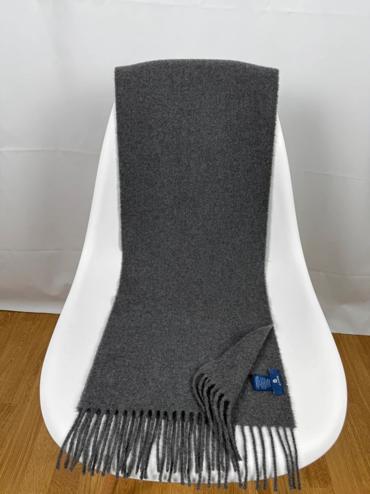 Gant Gant 100% Wool Soft Scarf Made In Italy Size ONE SIZE - 2 Thumbnail