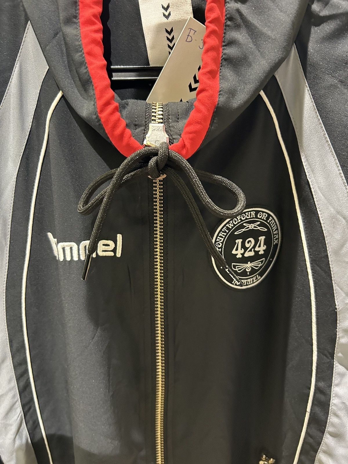 424 × Hummel Hummel x 424 Boxy Zip Track Jacket size Small rare blokecore Size US S / EU 44-46 / 1 - 2 Thumbnail
