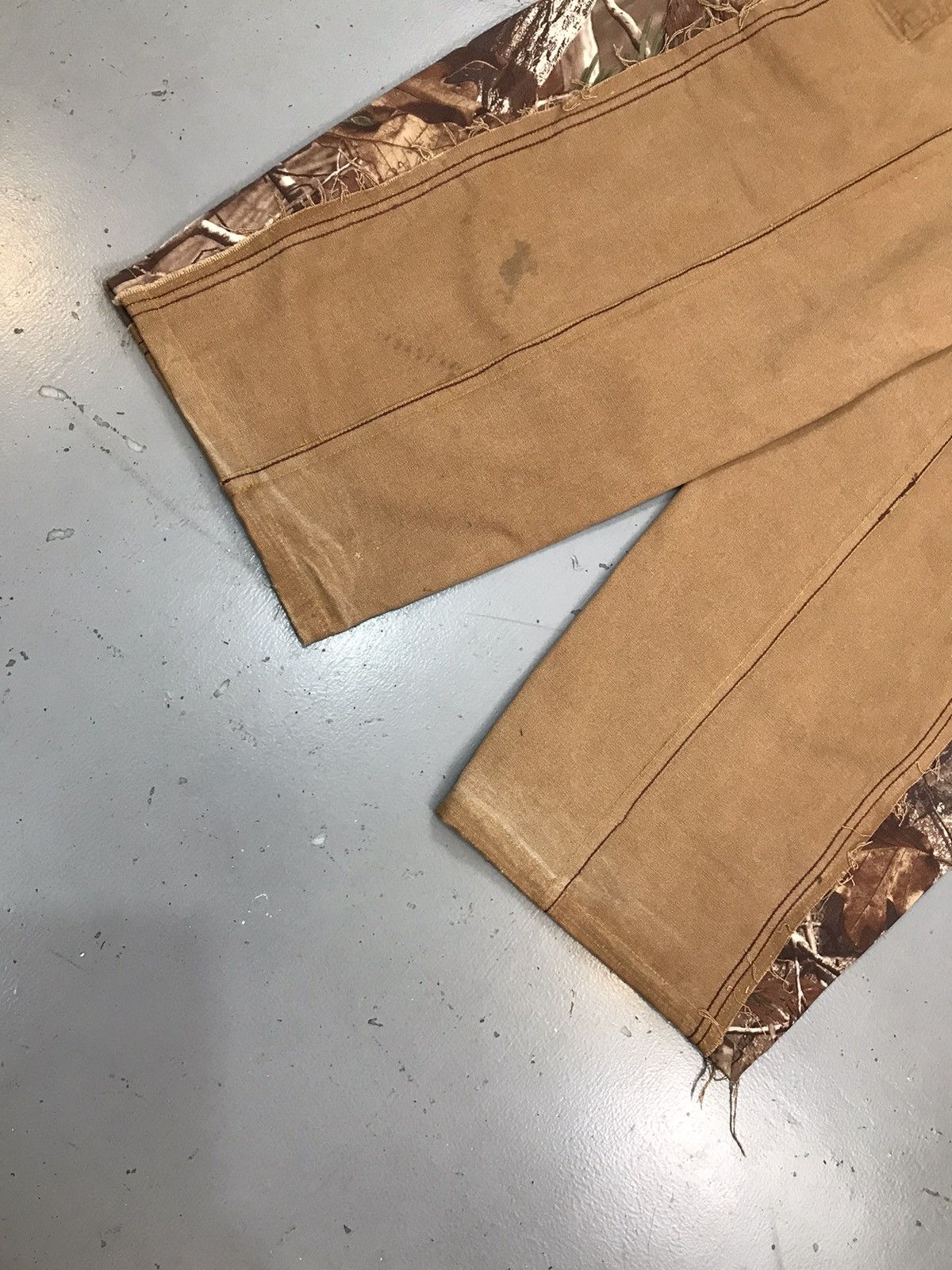 Carhartt × Designer × Vintage Vintage custom carhartt B01 BRN camo straight fit denim Size US 32 / EU 48 - 8 Thumbnail