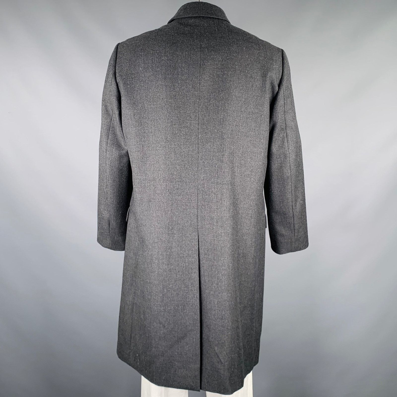 Prada PRADA Size 46 Grey Wool Hidden Buttons Coat Size US XL / EU 56 / 4 - 3 Thumbnail
