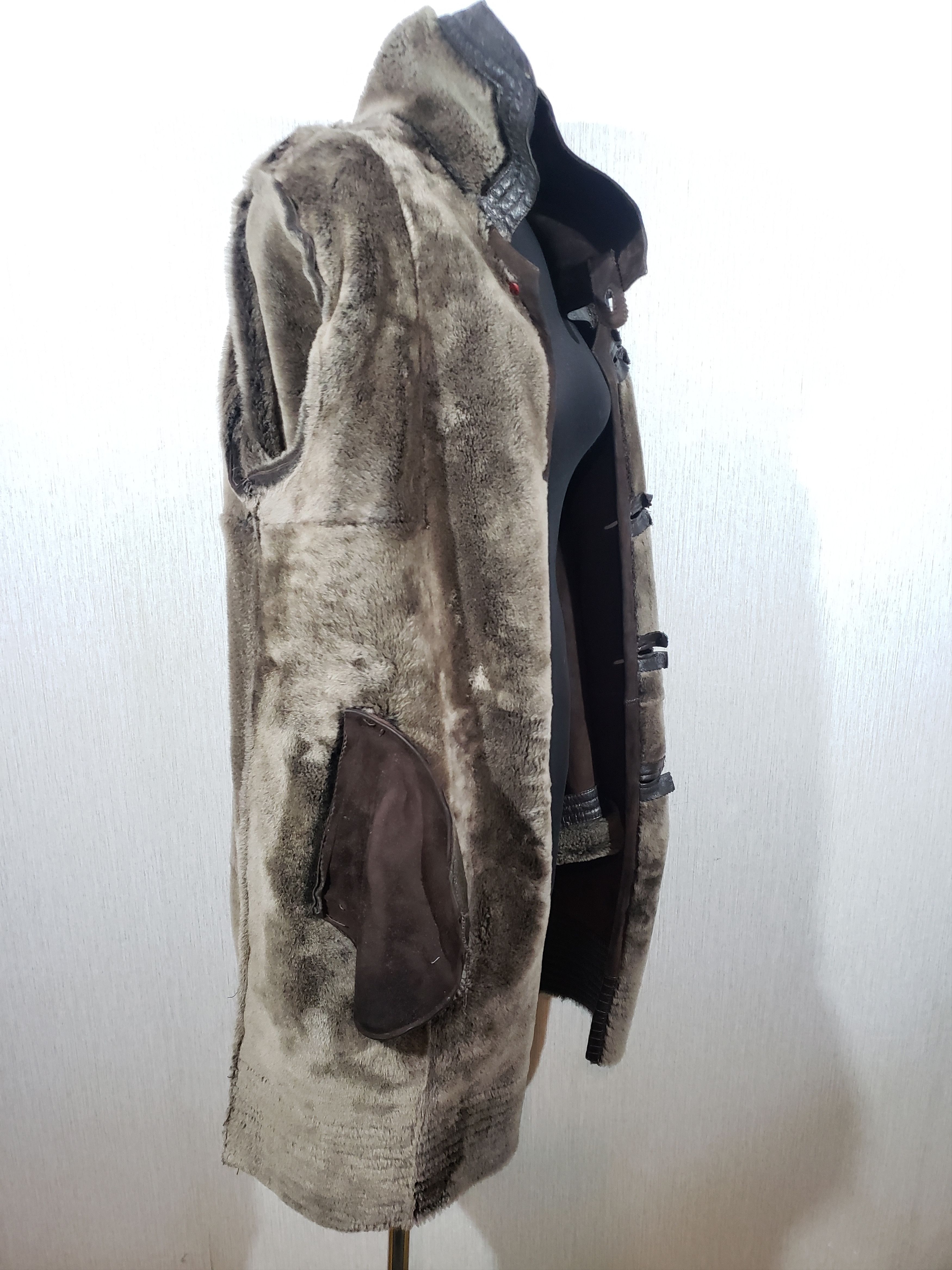 Other Stylish brown sheepskin coat with a wide collar. Size XL / US 12-14 / IT 48-50 - 8 Thumbnail