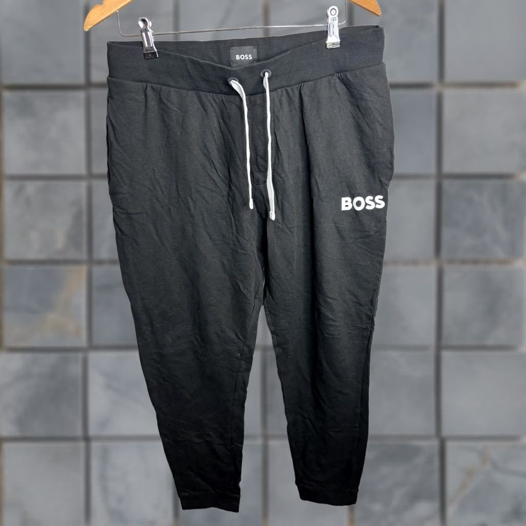 Vintage BOSS Sweatpants Mens XL Black Tapered Joggers Lounge Athletic Pants Pull On Ribbed Cuffs White Logo 29in Inseam Drawstring Regular Waist Size US 36 / EU 52 - 1 Thumbnail