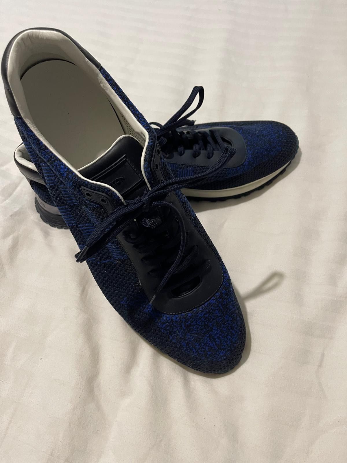 Louis Vuitton LV low top sneakers in great condition size 12 Size US 12 / EU 45 - 1 Thumbnail