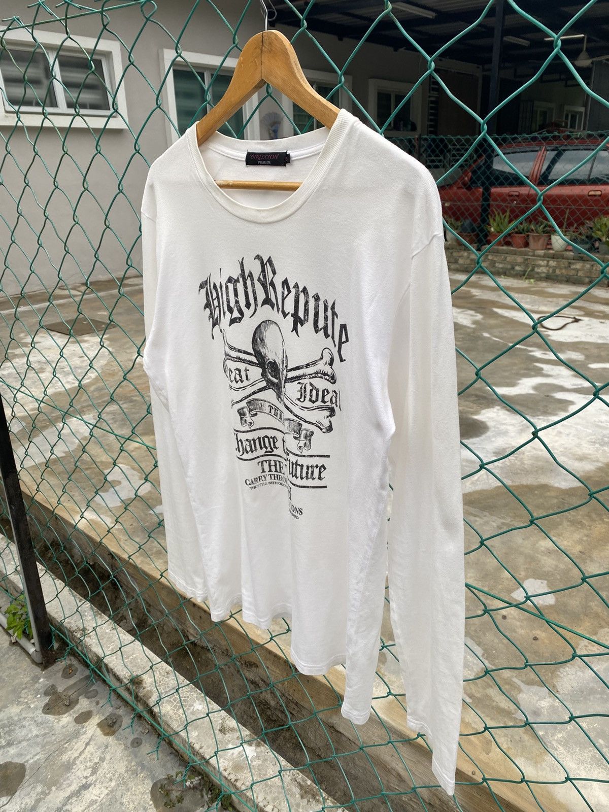 In The Attic Thruxton premium high repute spellout long sleeve tshirts Size US L / EU 52-54 / 3 - 4 Thumbnail