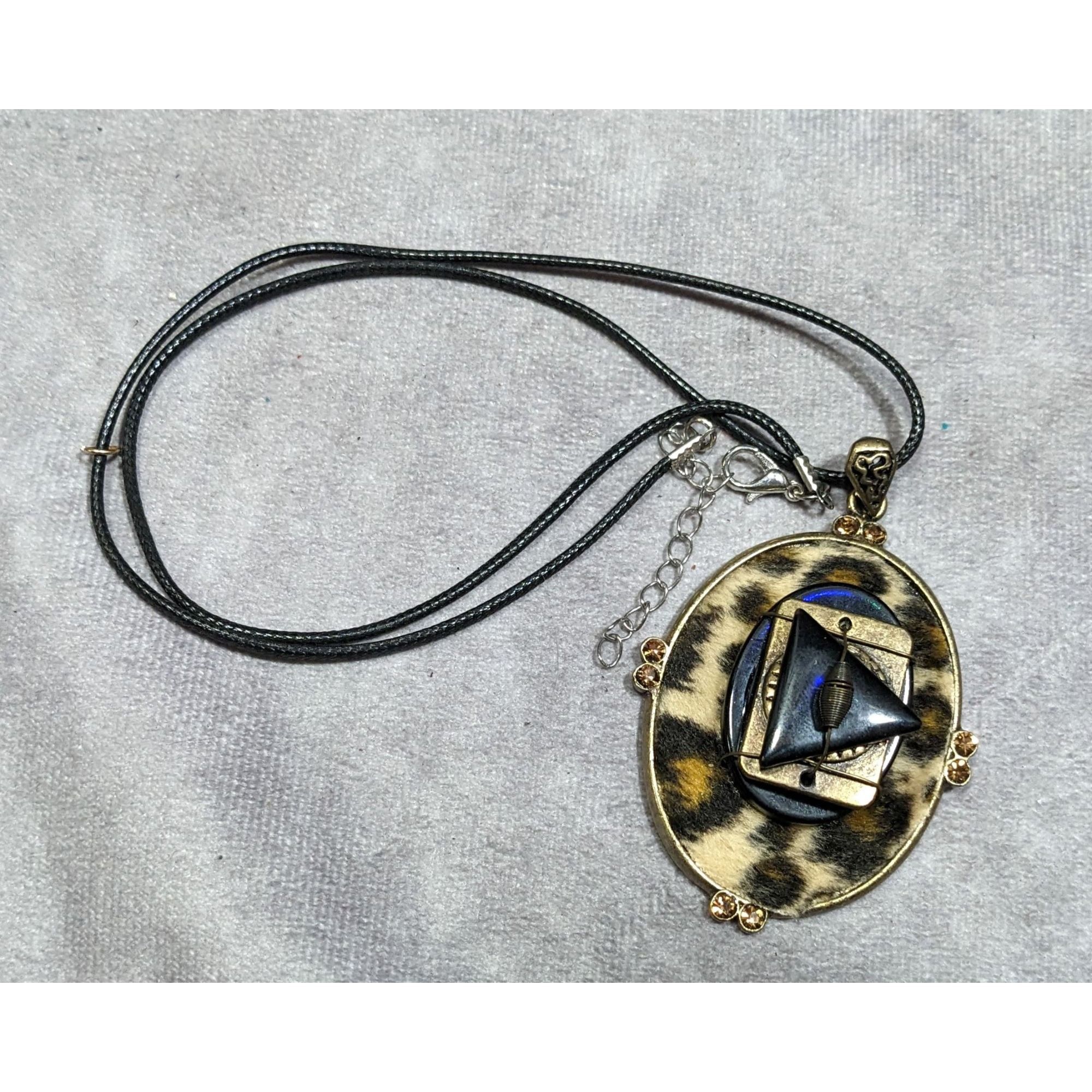 Other Handmade 80s Animal Print Abstract Pendant Necklace Size ONE SIZE - 5 Thumbnail