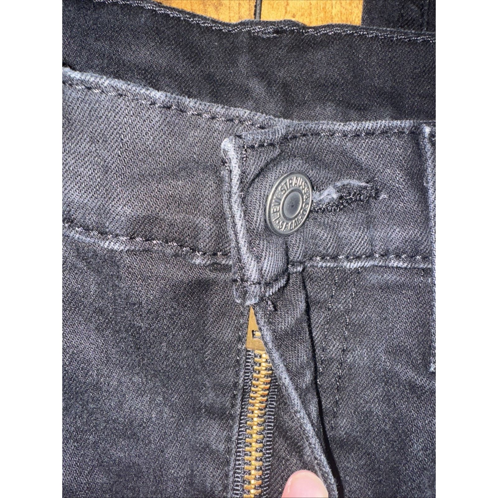 Levi's × Vintage Levi’s 510 Men’s Skinny Jeans Black Denim 30x30 Size US 30 / EU 46 - 4 Thumbnail