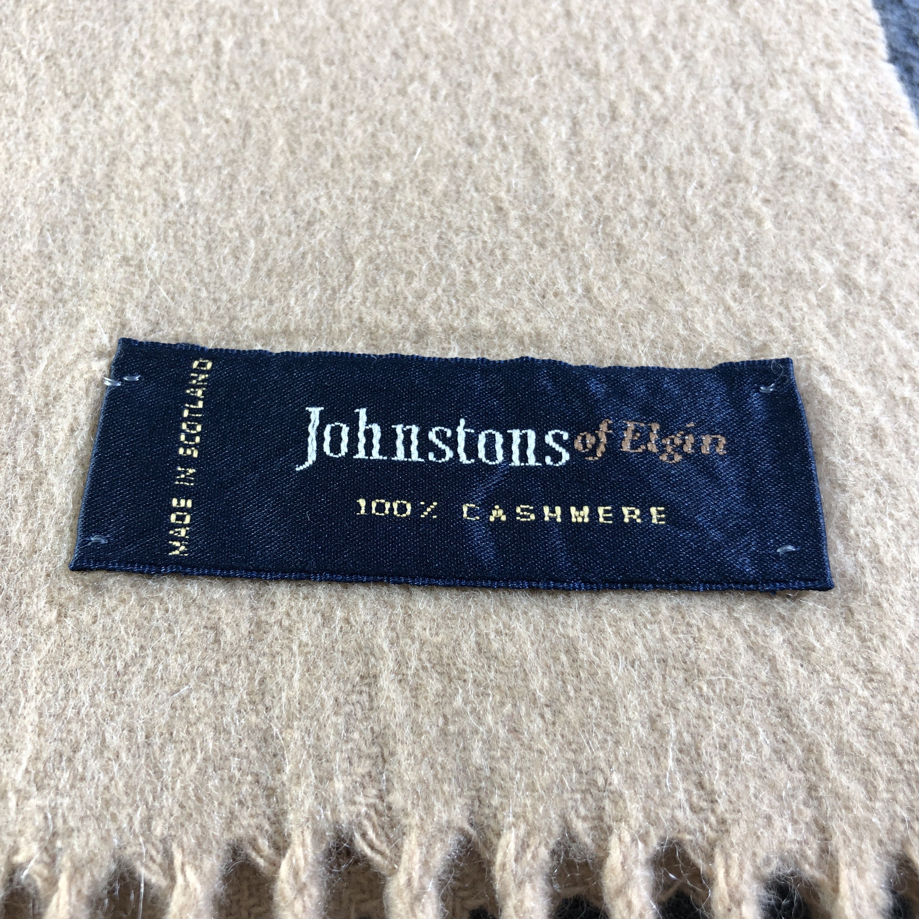 Johnstons Of Elgin Johnstons Of Elgin Cashmere Scarf Muffler Neckwear V2790 Size ONE SIZE - 4 Thumbnail