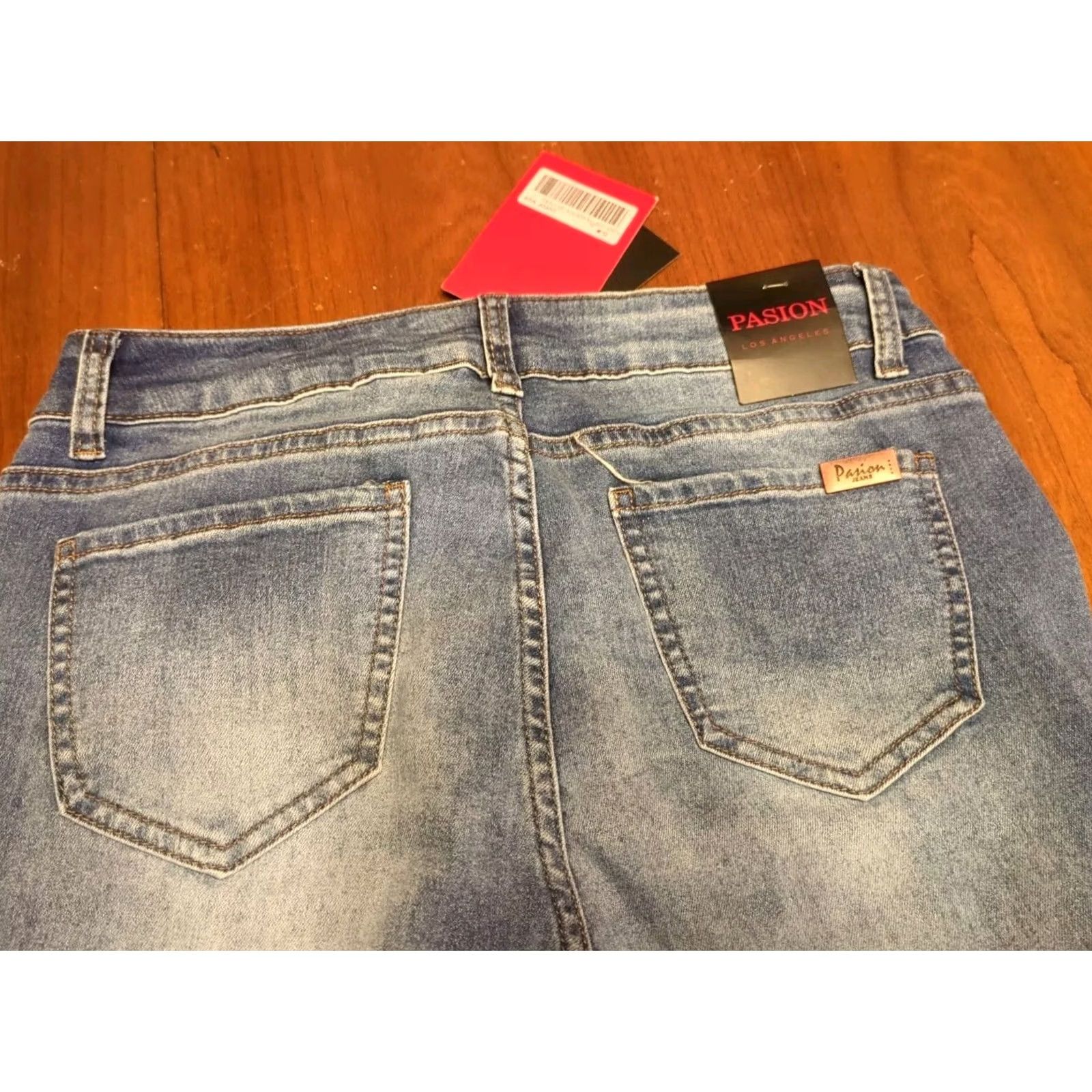 Vintage Pasion Distressed Five-Pocket Skinny Jeans Navy Size 7 NWT Womens Skinny Jeans Navy 7 NWT Size 28" / US 6 / IT 42 - 5 Thumbnail