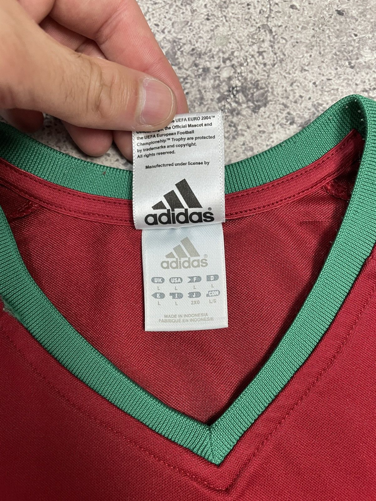 Nike × Vintage Vintage Euro 2004 Adidas Portugal Soccer Jersey Tee Size US L / EU 52-54 / 3 - 11 Thumbnail