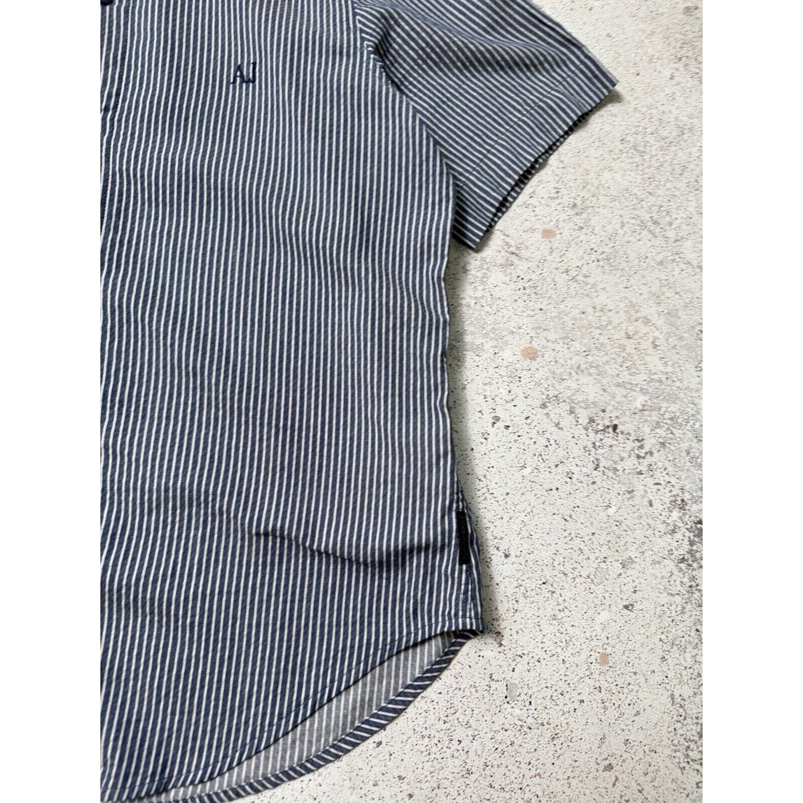 Armani Vintage Armani Jeans Button up Short Sleeve Shirt Striped Size US M / EU 48-50 / 2 - 2 Thumbnail