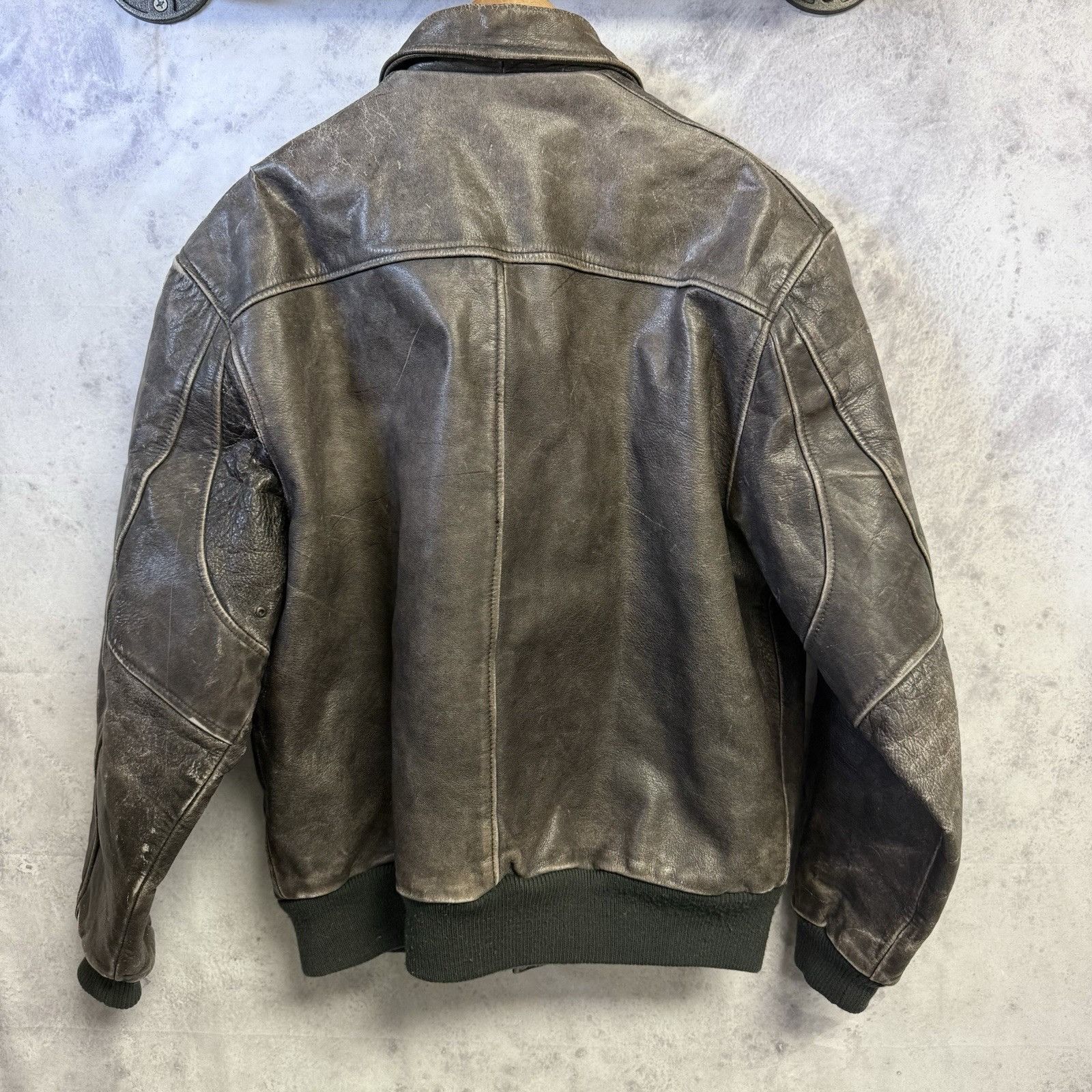 Aeropostale Vintage Aeropostale Jacket Men 40 Brown Leather Flight Compa Size US M / EU 48-50 / 2 - 2 Thumbnail