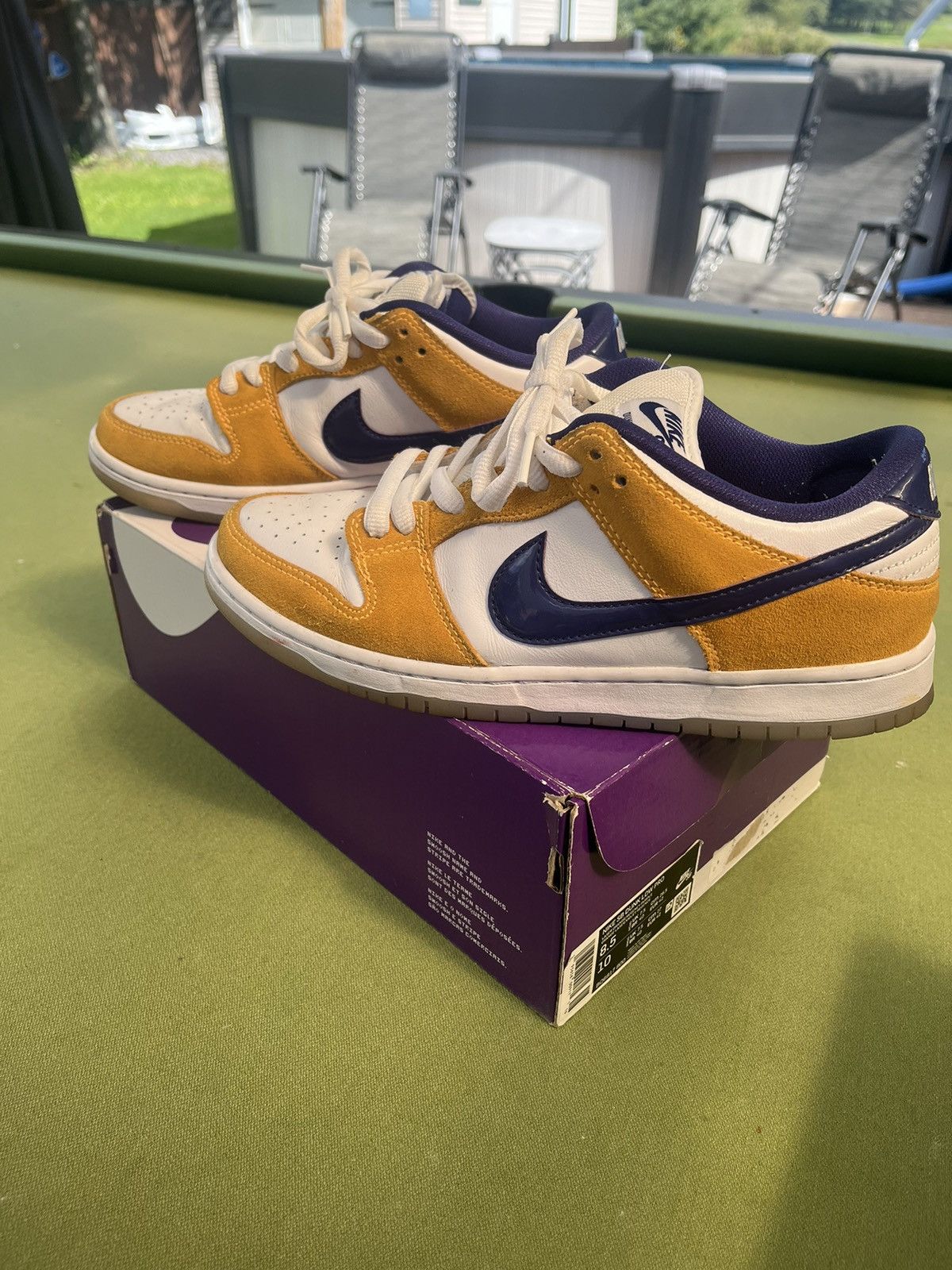 Nike SB Nike sb dunk low laser orange Size US 8.5 / EU 41-42 - 3 Thumbnail