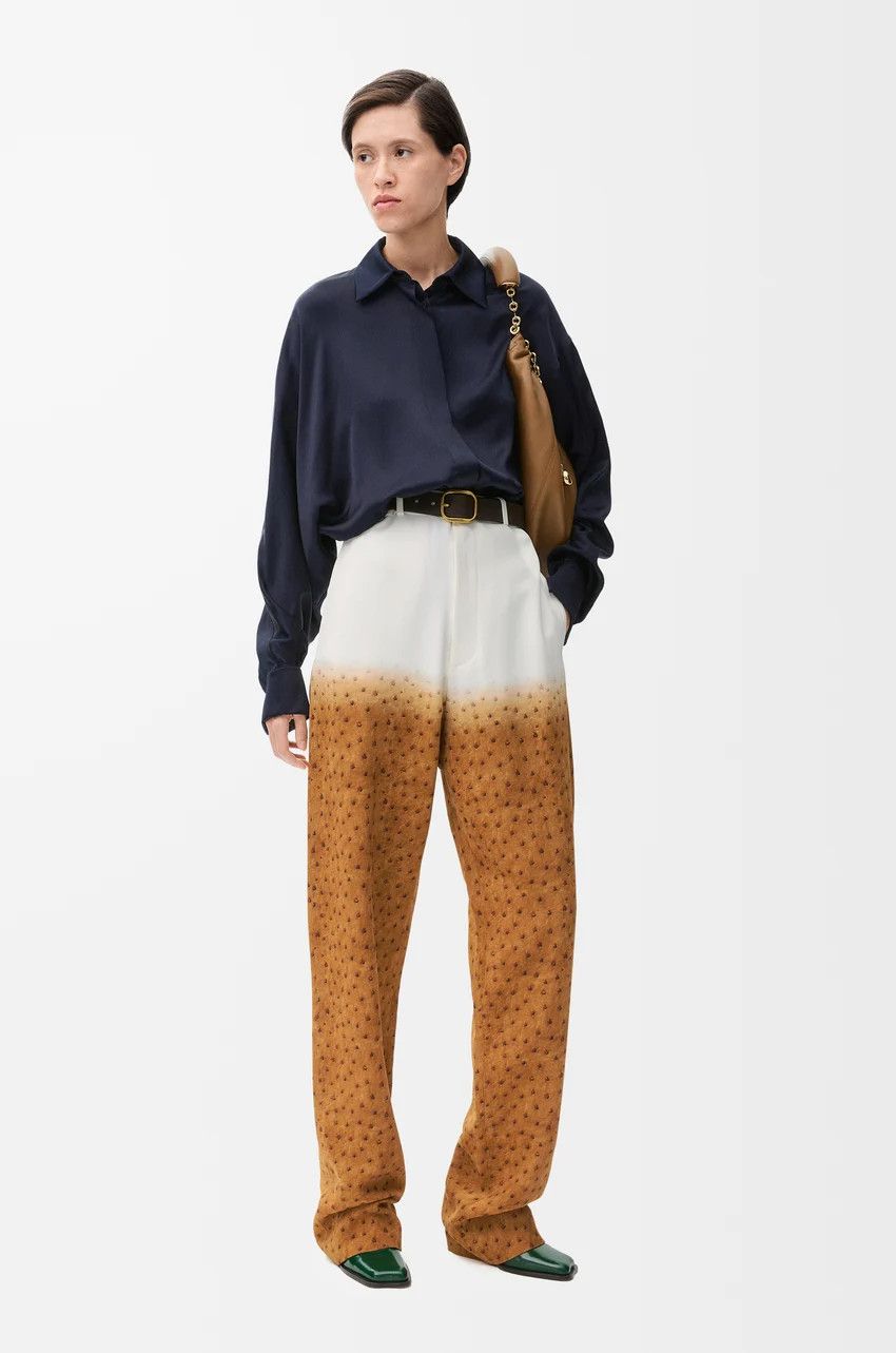 Loewe o1loc1c0525 Draped Shirt in Silk in Navy Blue Size S / US 4 / IT 40 - 2 Thumbnail
