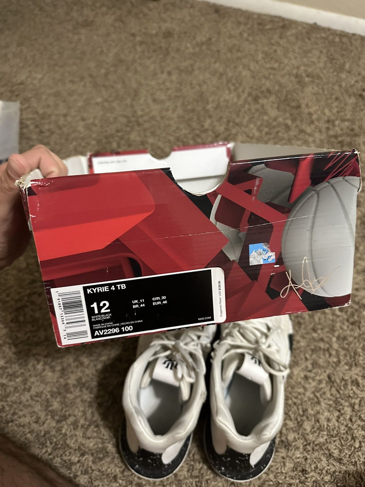 Nike Nike Kyrie 4 Size US 12 / EU 45 - 10 Thumbnail