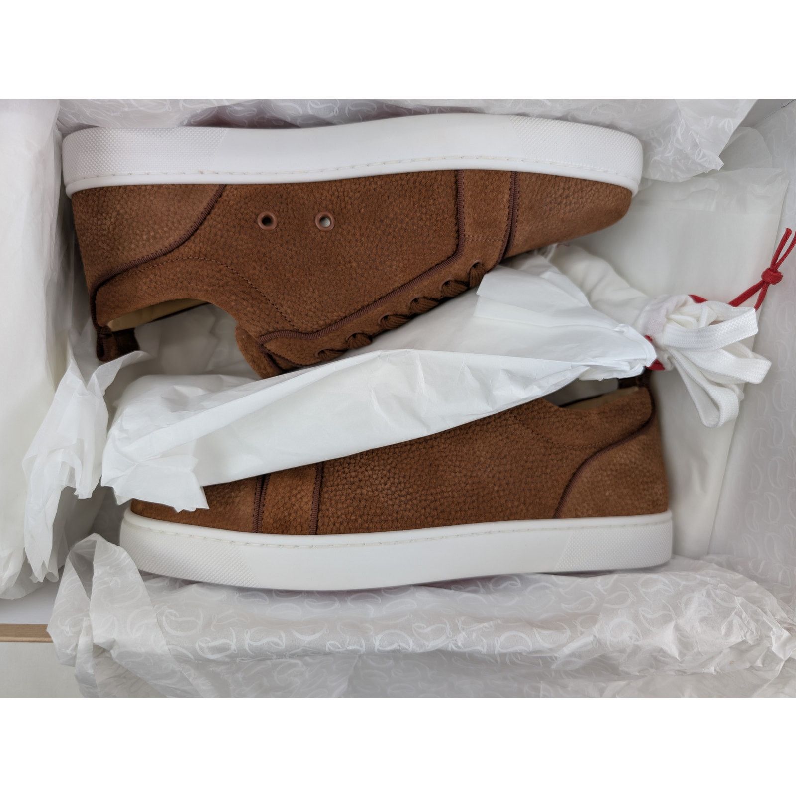 Christian Louboutin o1rshd1 Louis Junior Orlato Flat Shoe Sneakers Brown/White Size US 10 / EU 43 - 22 Thumbnail