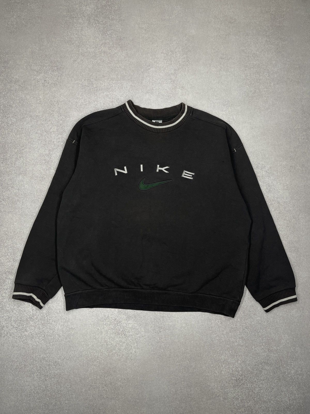 Nike Vintage Nike Big Logo Swoosh Sweatshirt Brown Y2K ACG TN Size US XL / EU 56 / 4 - 2 Thumbnail