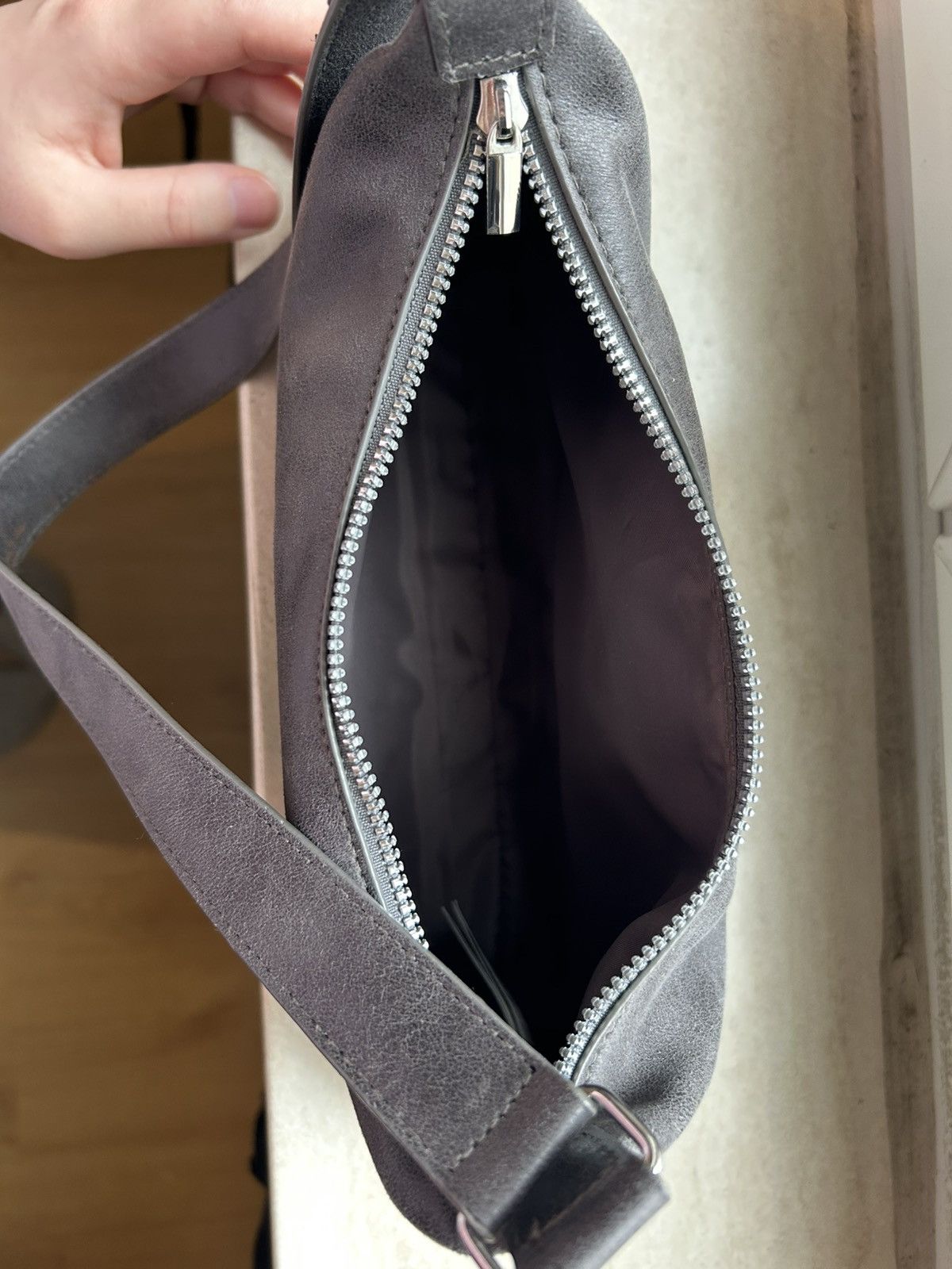 H&M Dark Gray Shoulder Bag Size ONE SIZE - 3 Thumbnail