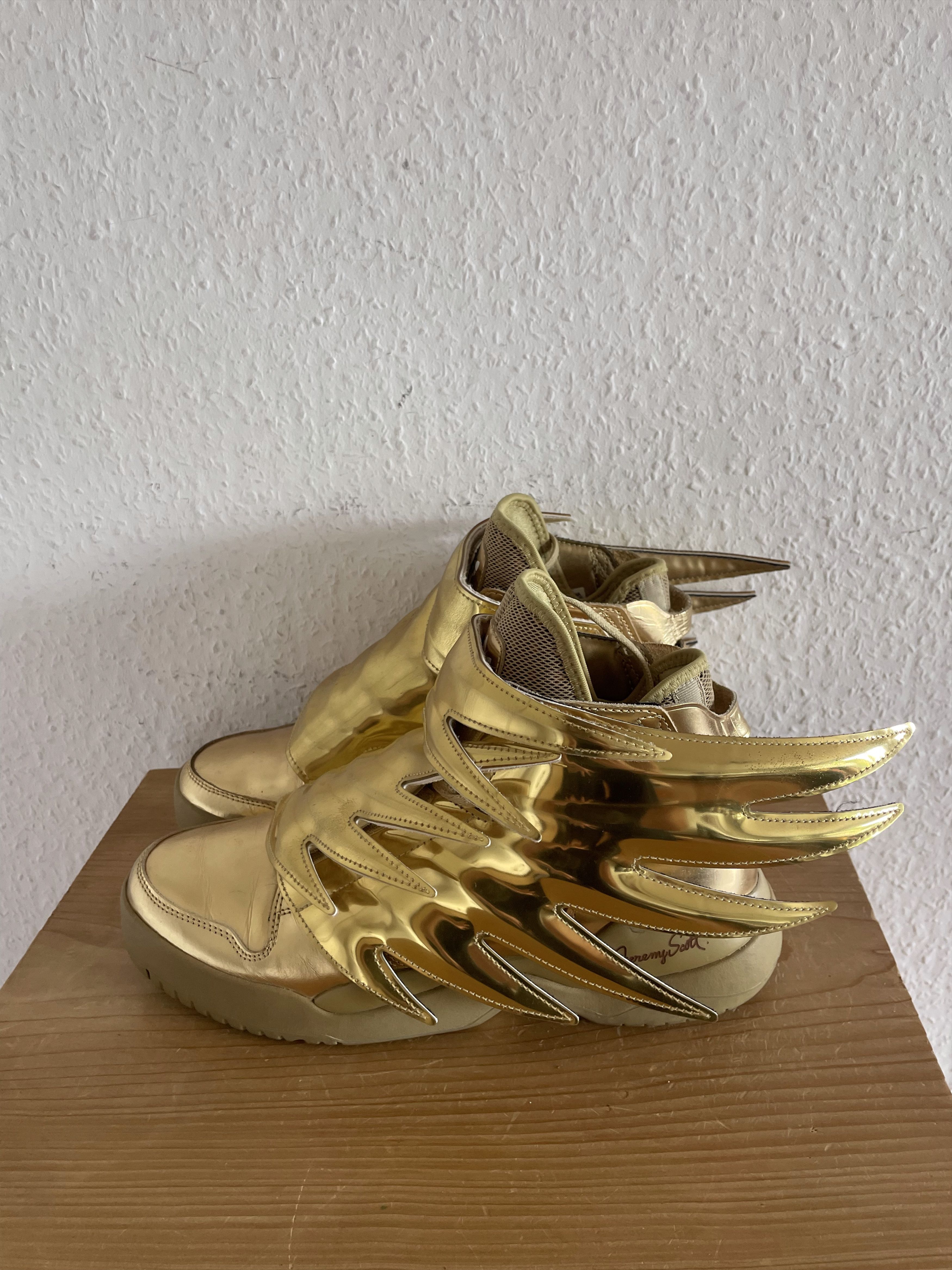 Adidas × Jeremy Scott Wings 3.0 Gold Metallic Size US 8 / EU 41 - 6 Thumbnail