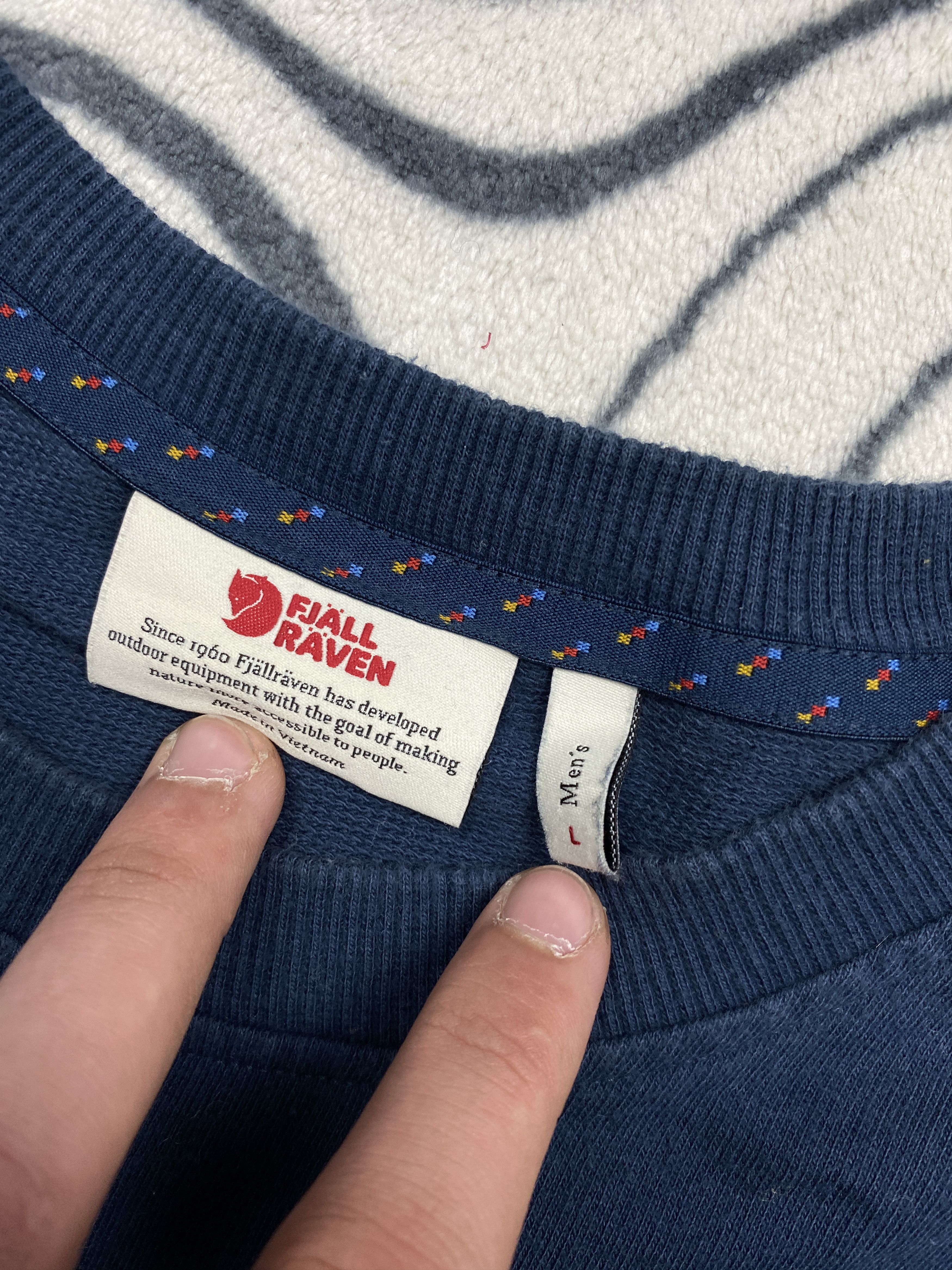 Fjallraven Fjallraven Vintage Mens Sweatshirt Y2K Size US L / EU 52-54 / 3 - 4 Thumbnail