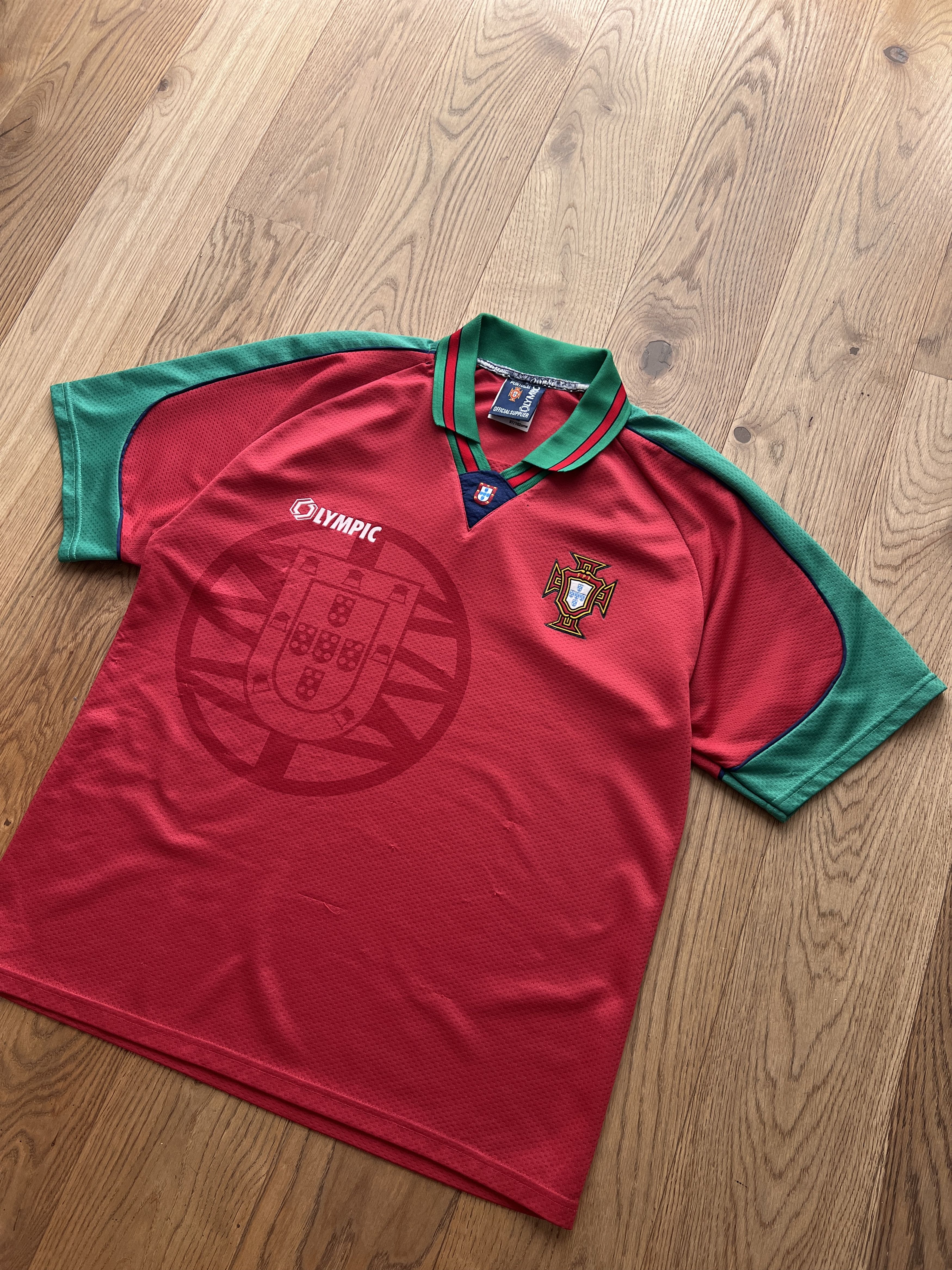 Vintage Rare! Olympic FC Portugal 1996 home football jersey soccer Size US M / EU 48-50 / 2 - 8 Thumbnail