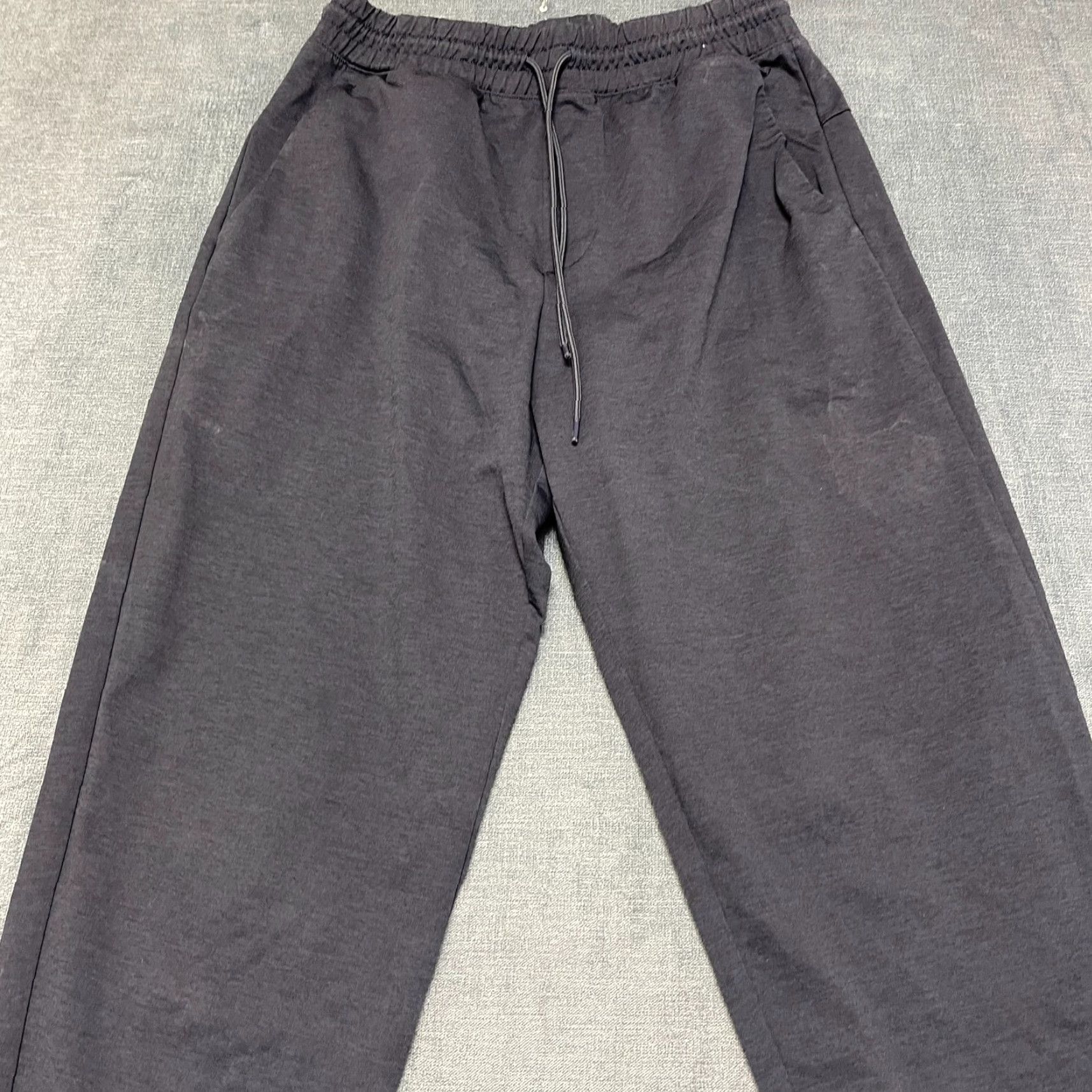 Uniqlo Uniqlo Pants Womens M Black Ultra Stretch Jogger Drawstring Tapered Size 32" / US 10 / IT 46 - 4 Thumbnail