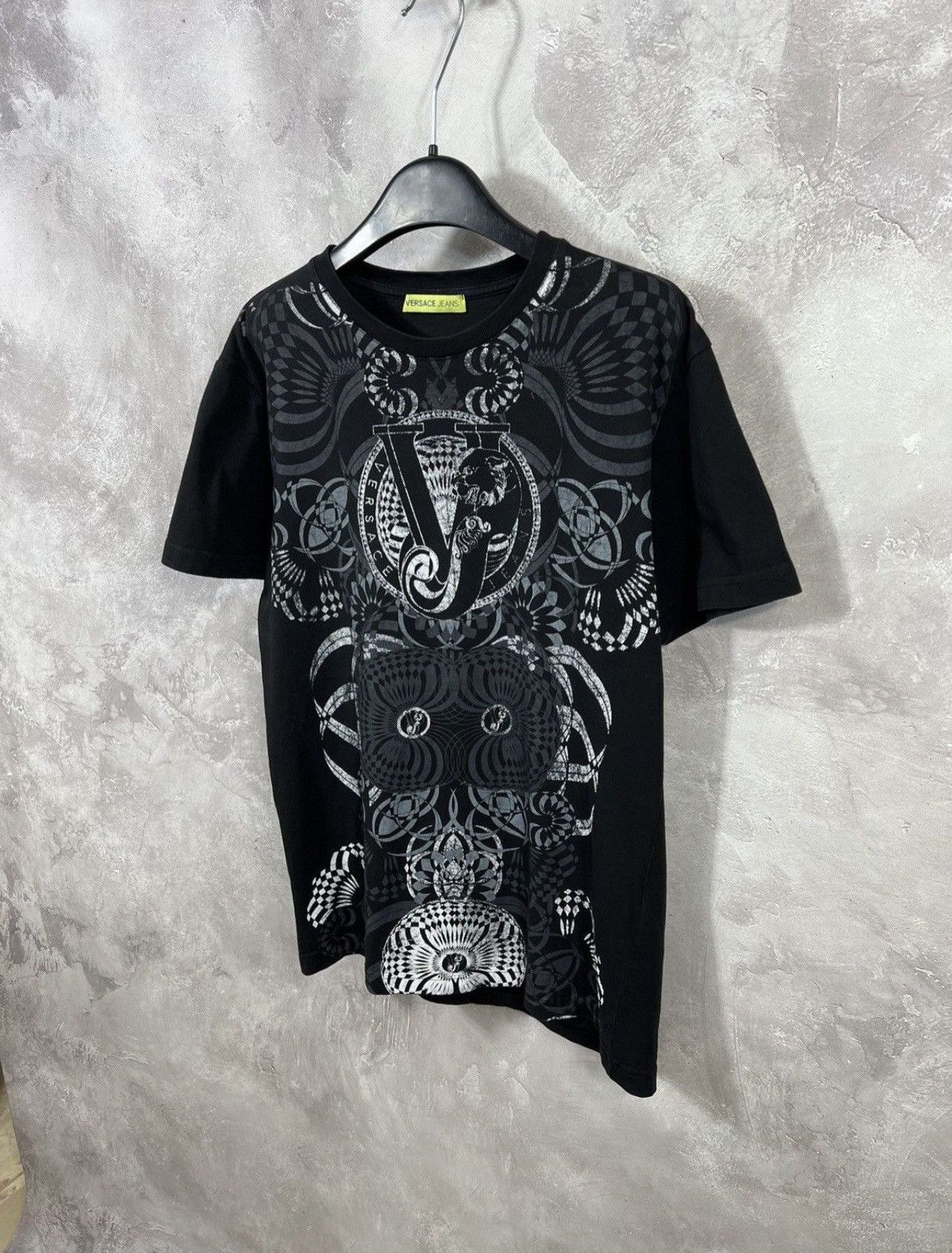 Versace × Vintage Vintage Versace Y2k Tee Size US S / EU 44-46 / 1 - 2 Thumbnail