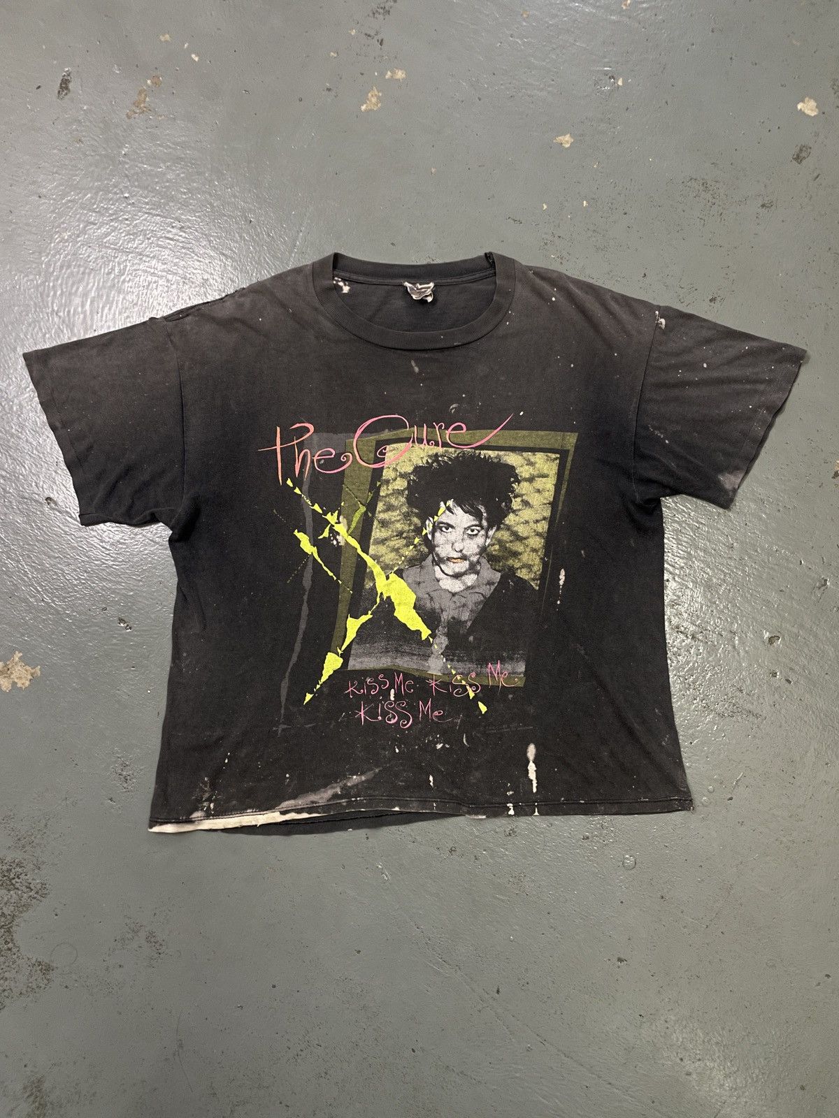 Brockum RARE Vintage 80s The Cure “KISS ME” Beautiful Arts Band Tees Size US XL / EU 56 / 4 - 1 Thumbnail