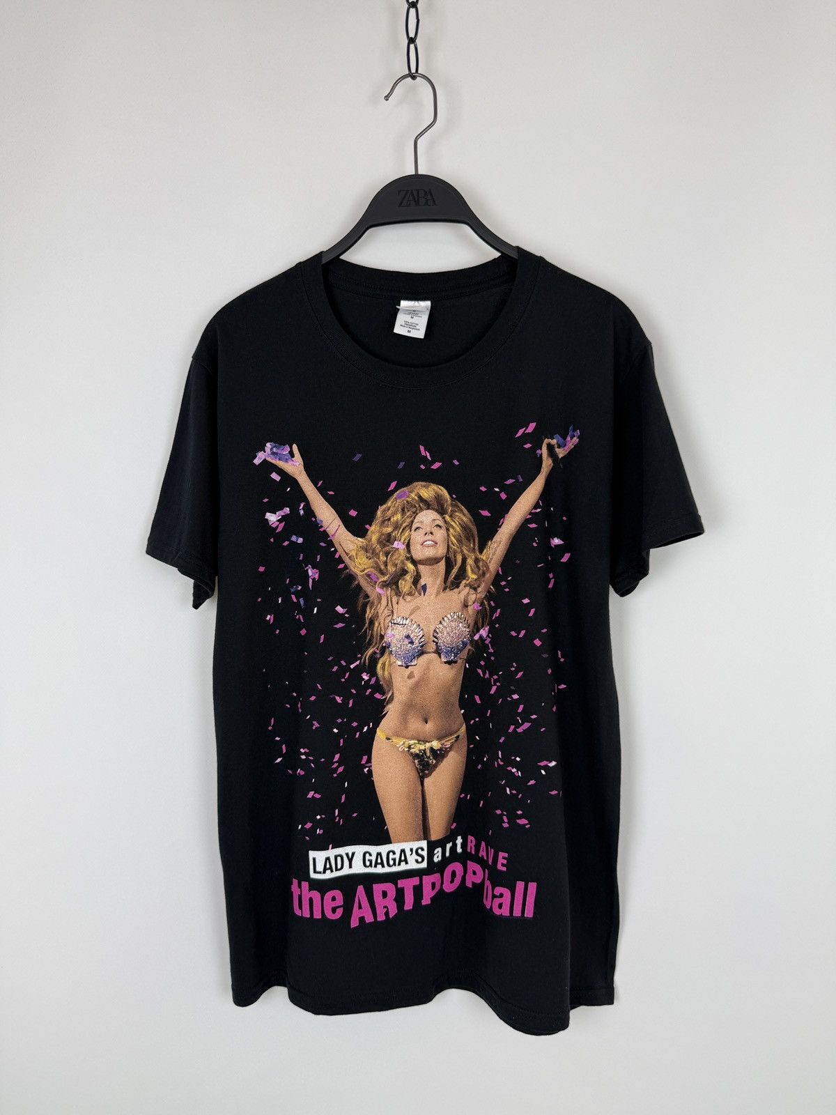 Band Tees 2014 Lady Gaga Rave The Artpop Ball World Tour Graphic Tee Size US M / EU 48-50 / 2 - 1 Thumbnail