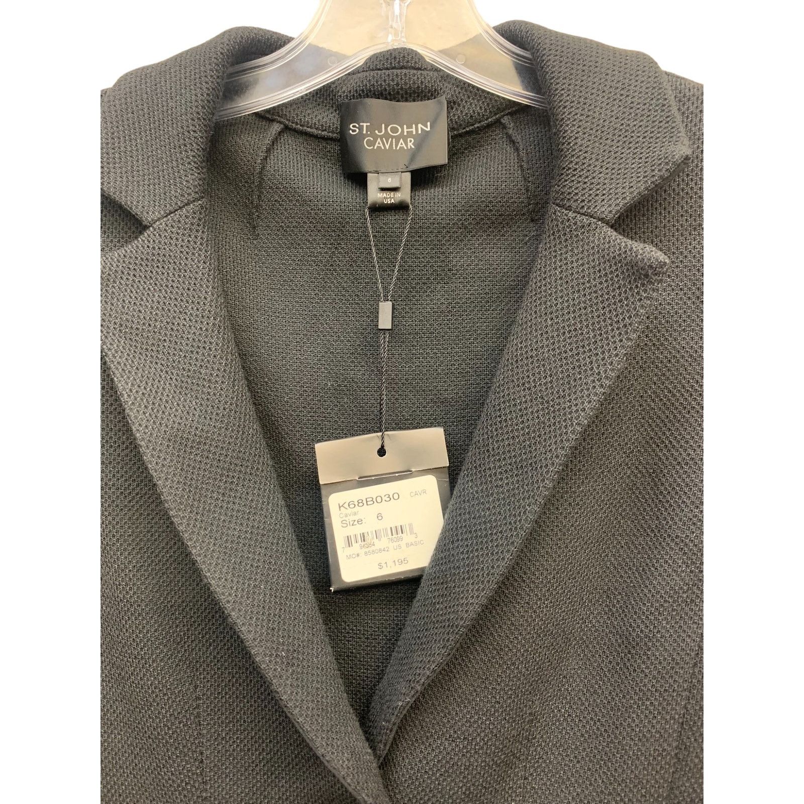 St. John NWT St. John Caviar Black Blazer 2 Button Women's SZ 6 Size M / US 6-8 / IT 42-44 - 5 Thumbnail